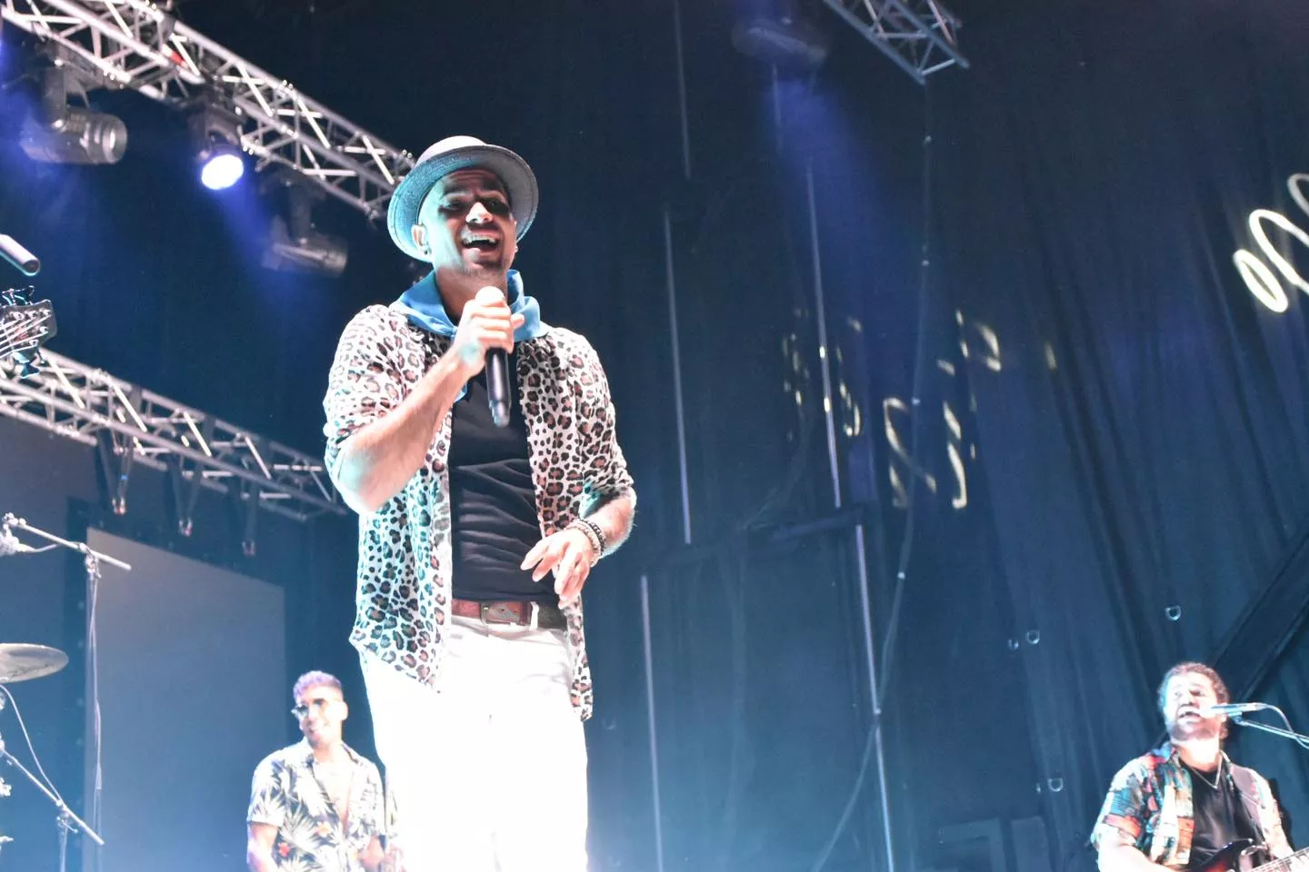 Concierto en San Mateo de Efecto Pasillo.