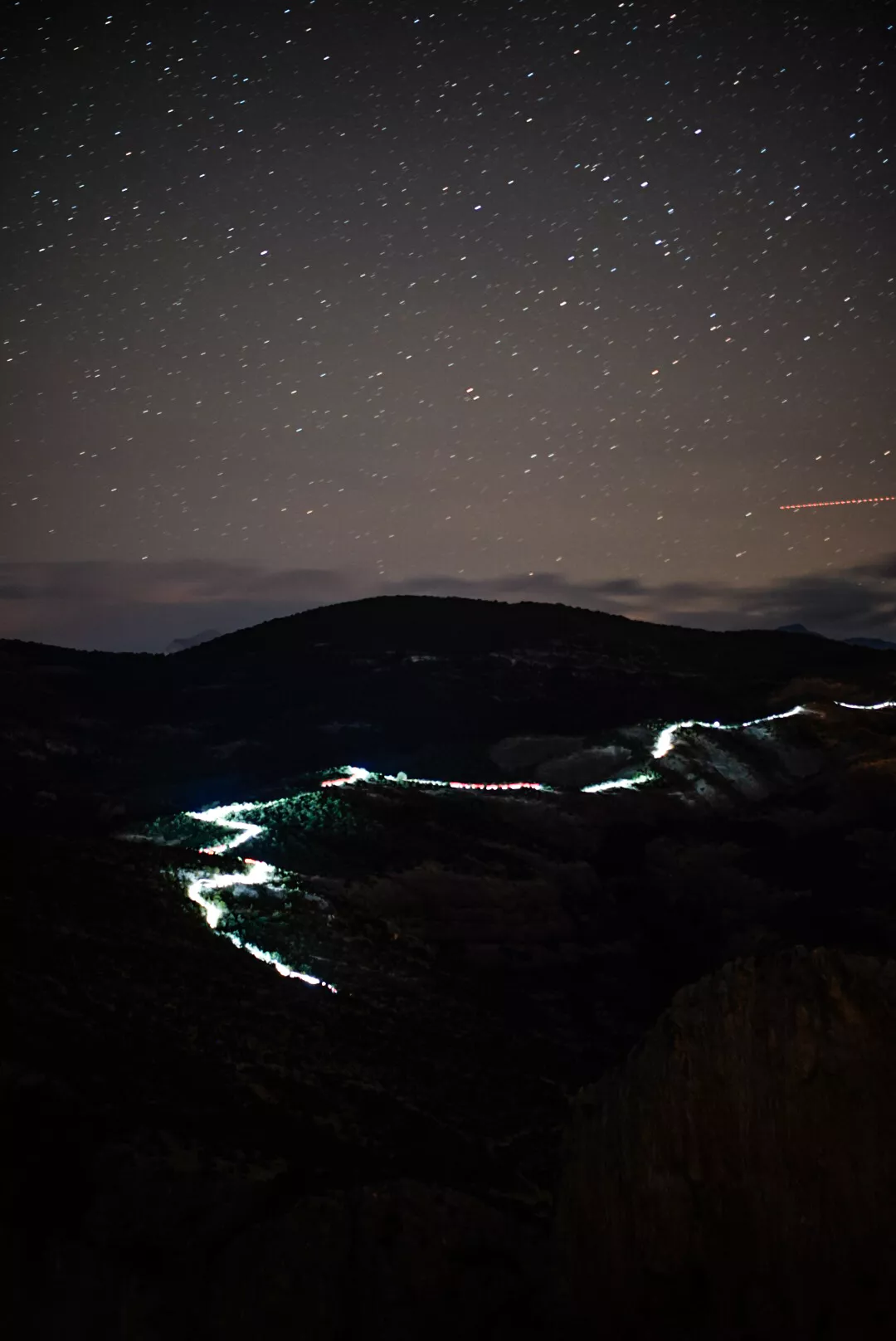 Imagen de la noche al inicio de la carrera. Foto: José Miguel Muñoz Egea