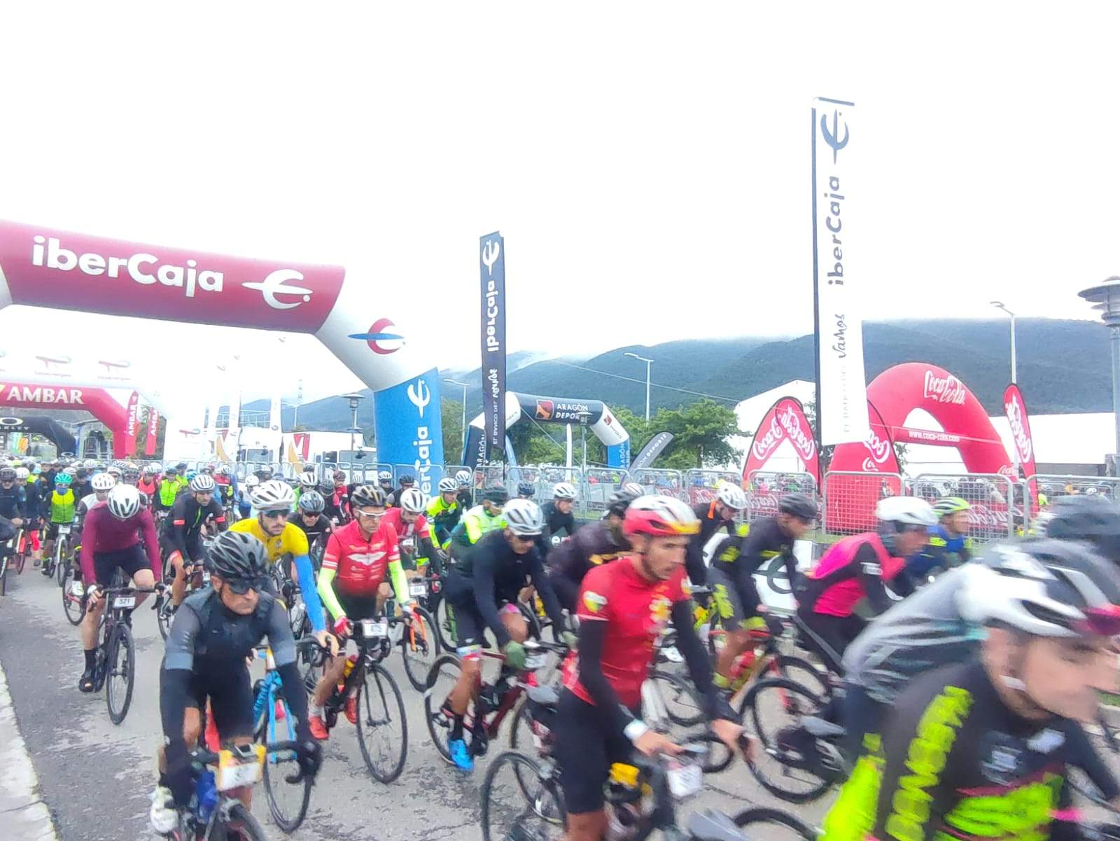 Salida de la Quebrantahuesos y la Treparriscos.