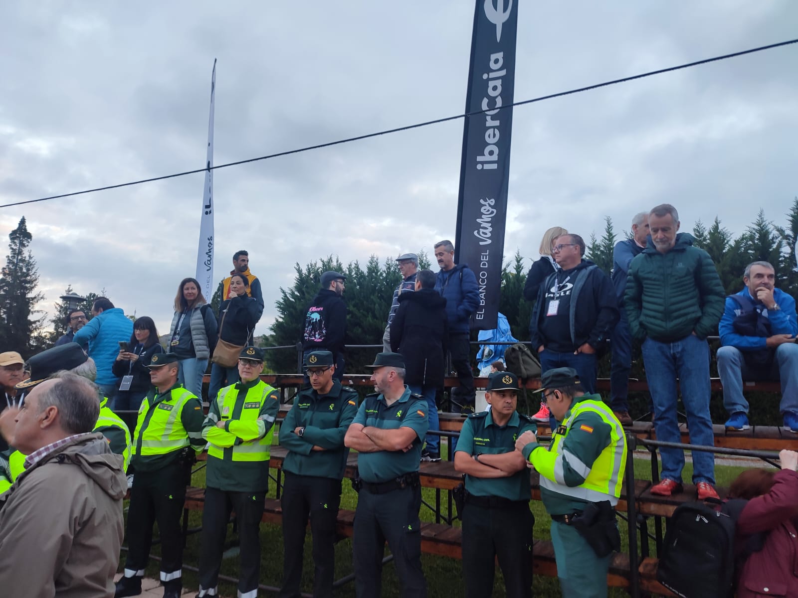 Salida de la Quebrantahuesos y la Treparriscos.