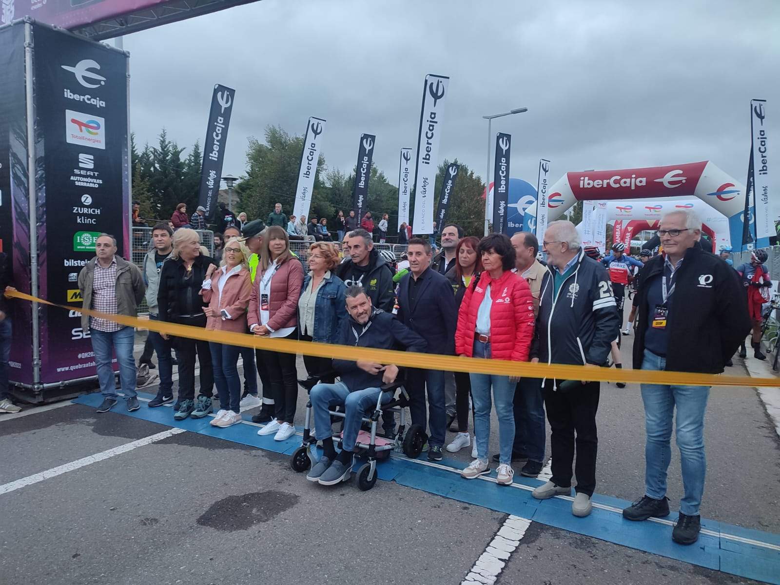 Salida de la Quebrantahuesos y la Treparriscos.