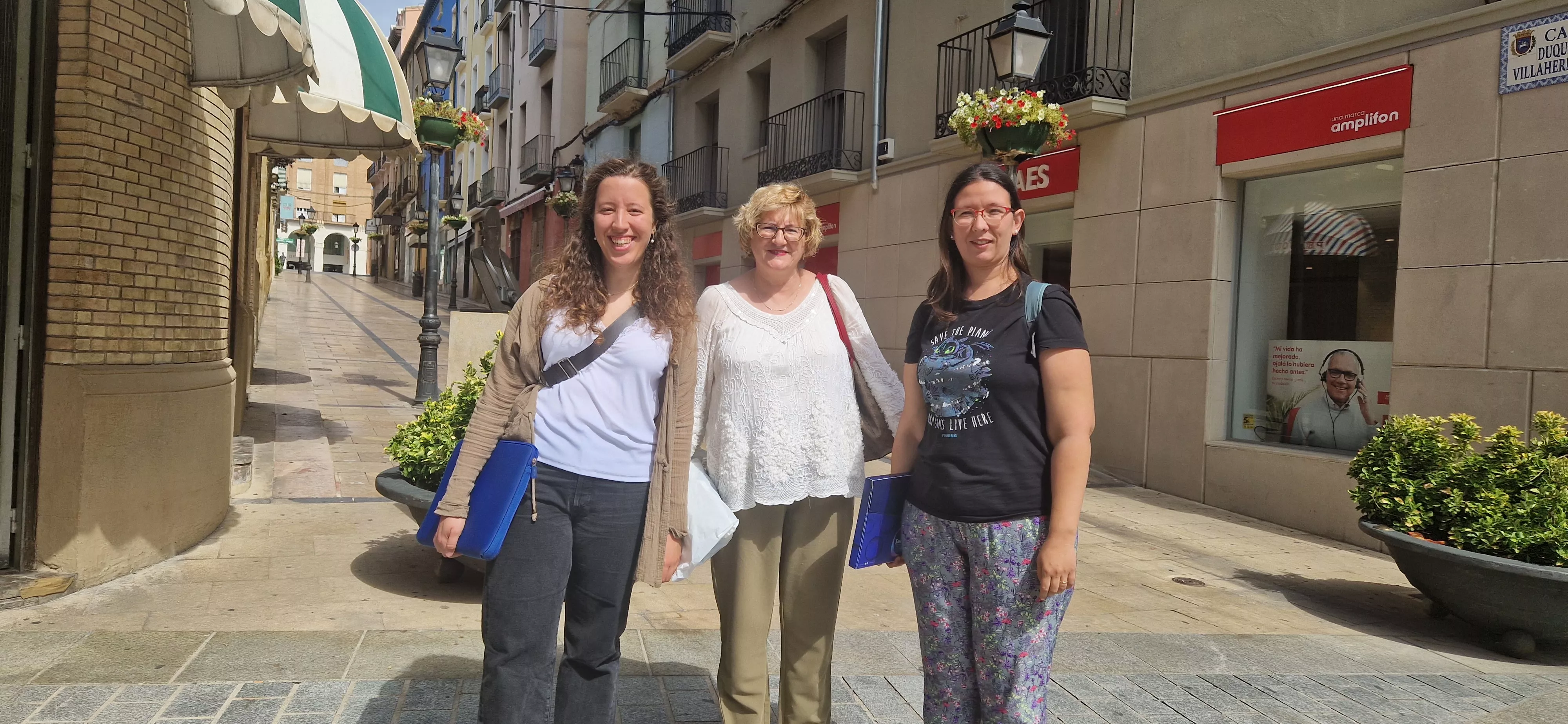 Alicia López, Peña Hernando y Andrea Puértolas. Foto Myriam Martínez