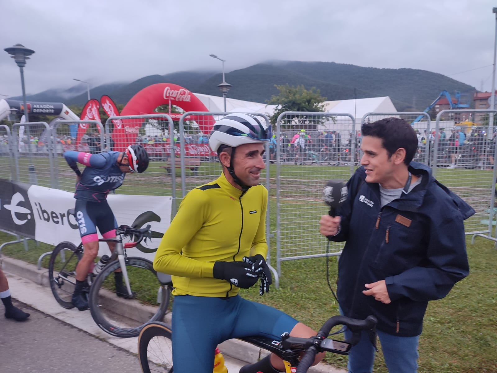 Salida de la Quebrantahuesos y la Treparriscos.