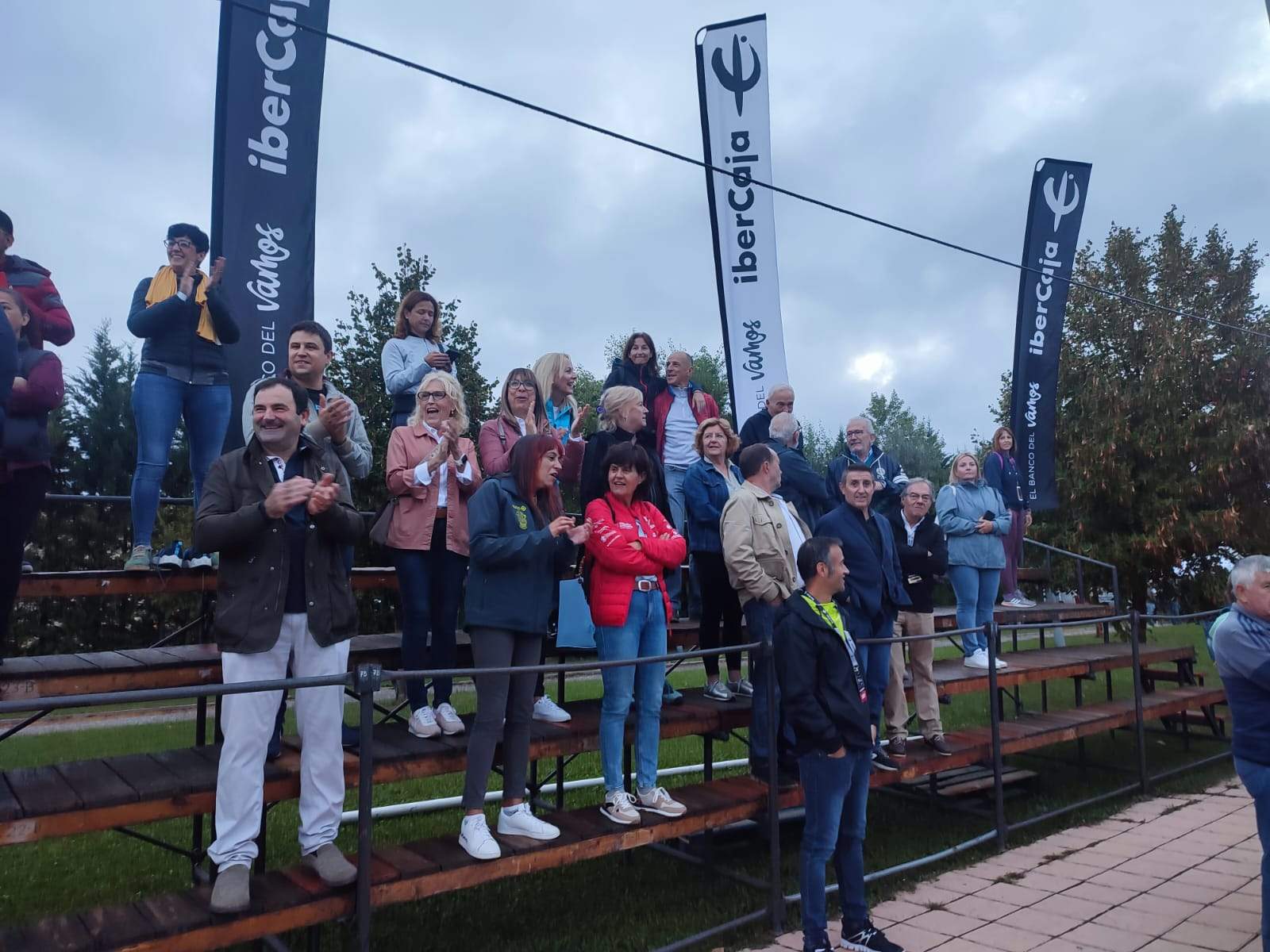 Salida de la Quebrantahuesos y la Treparriscos.