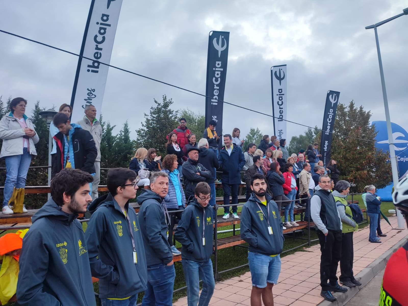 Salida de la Quebrantahuesos y la Treparriscos.