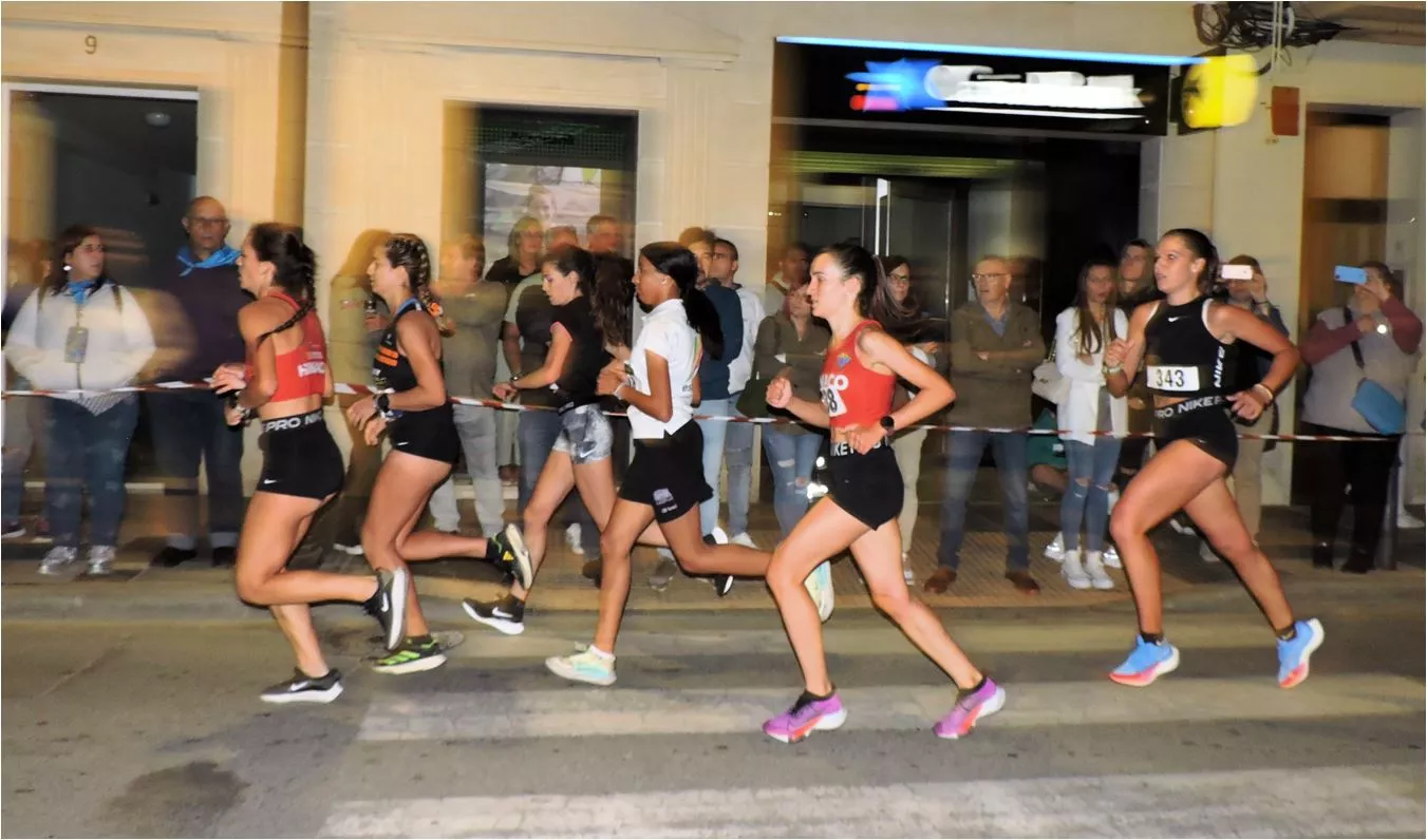 Grupo de cabeza femenino 