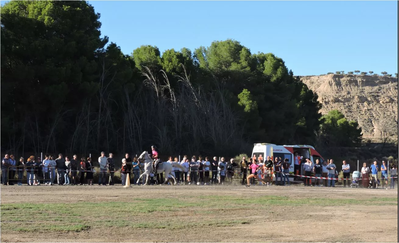 Elena Varona con Aire contra Julia Muñoz