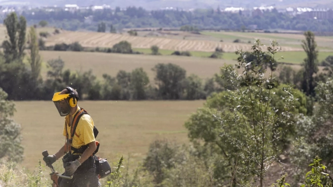 VALENTIA EMPLEA JARDINERIA AYUNTAMIENTO DE JACA VALENTIA EMPLEA JARDINERIA AYUNTAMIENTO DE JACA