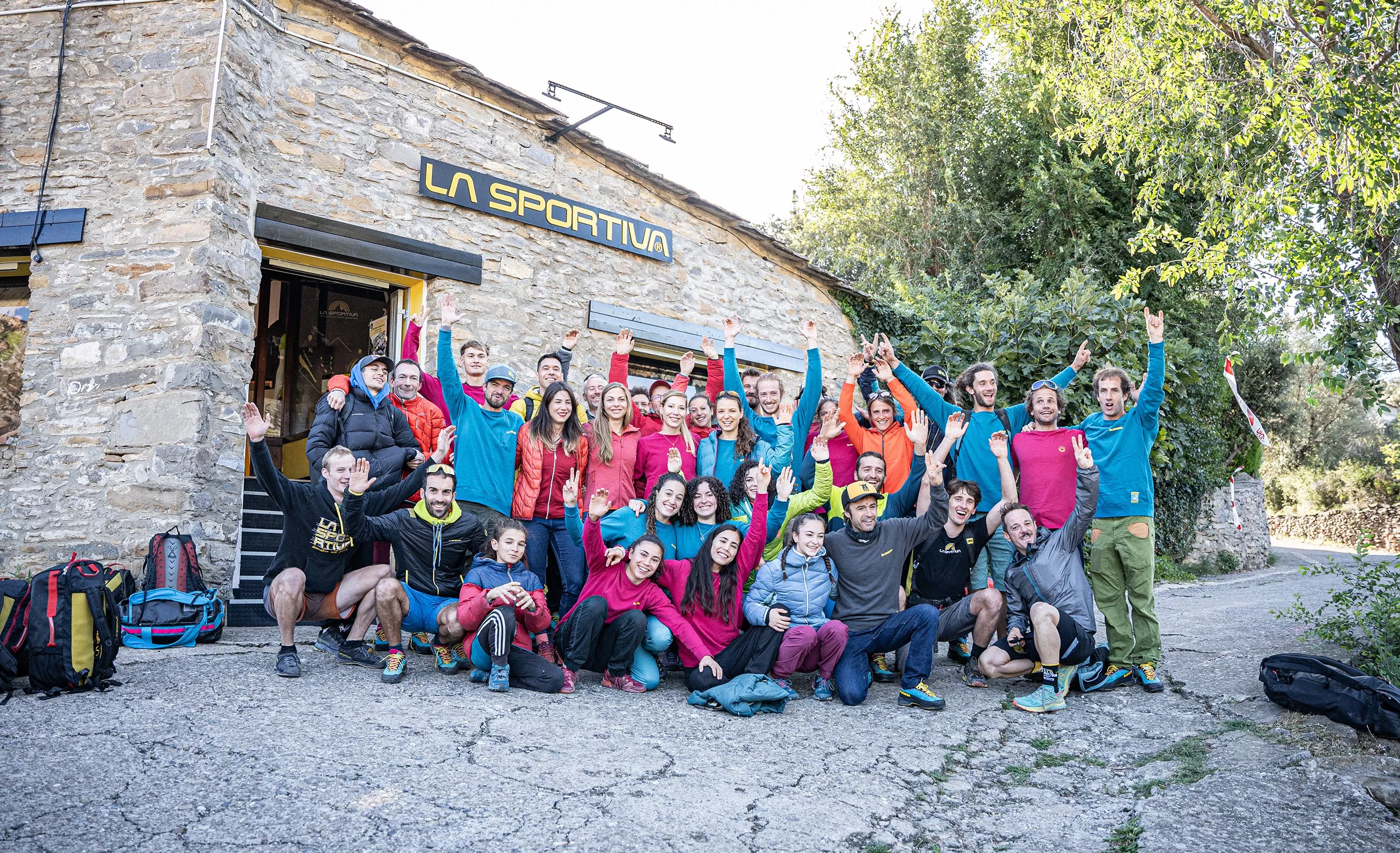 Foto de familia en el Rodellar Climbing Festival.