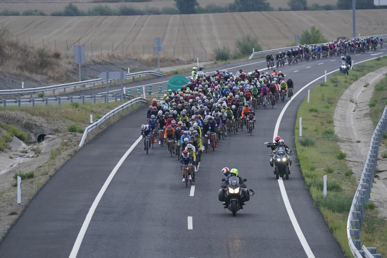 Salida de la Quebrantahuesos y la Treparriscos