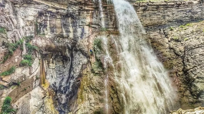 Imagen tomada en Broto por Ana Belén Martínez. Imagen tomada en Broto por Ana Belén Martínez.