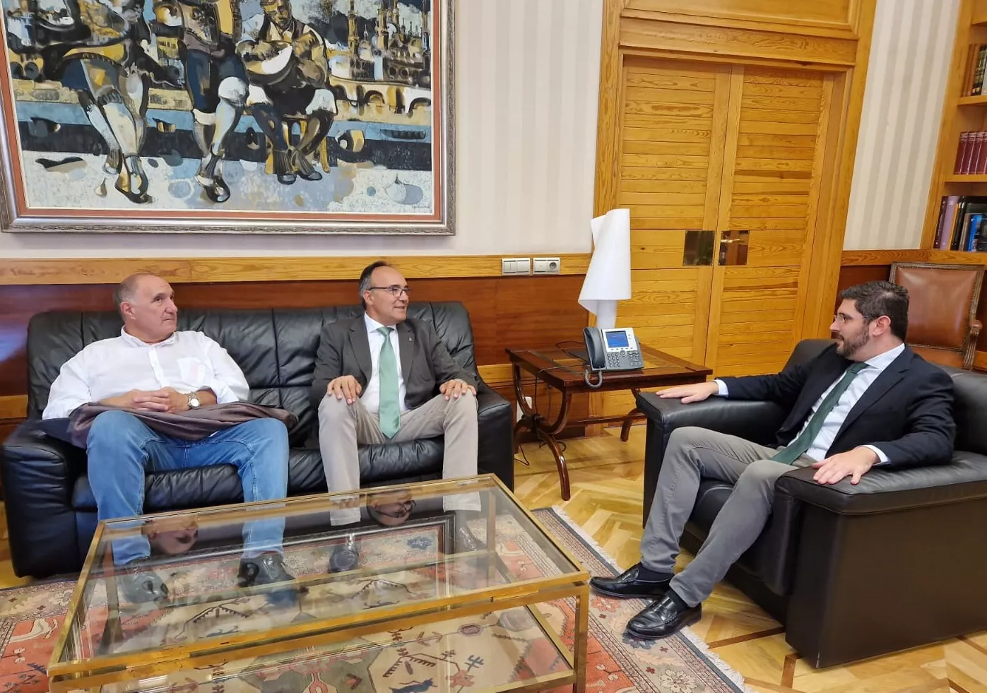 Fernando Luna y José María Cebollada se han reunido con Alejandro Nolasco.