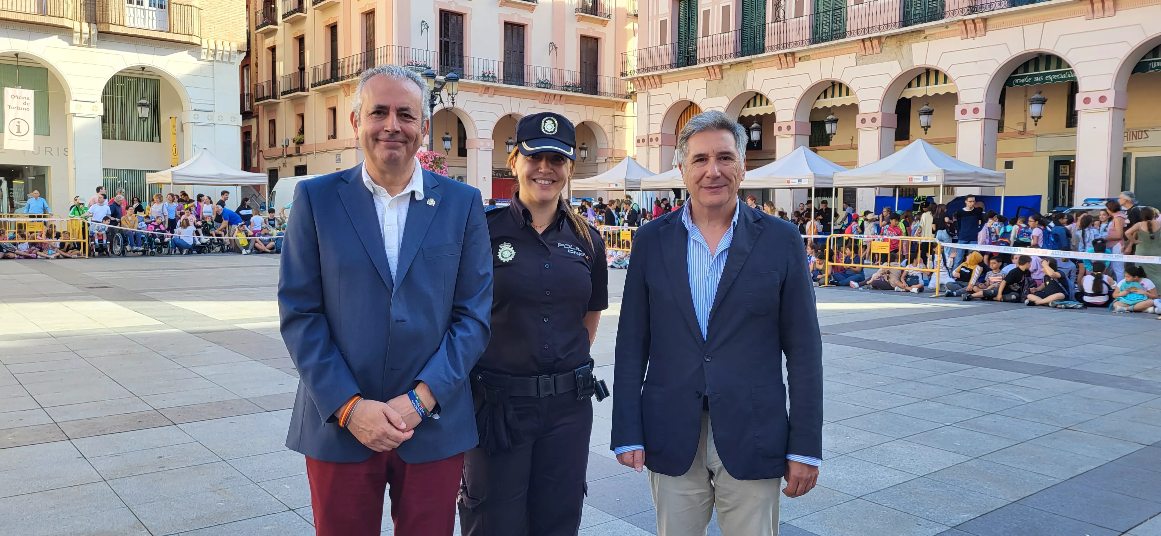 Exhibición de medio y especialidades policiales en Huesca. Foto Mercedes Manterola