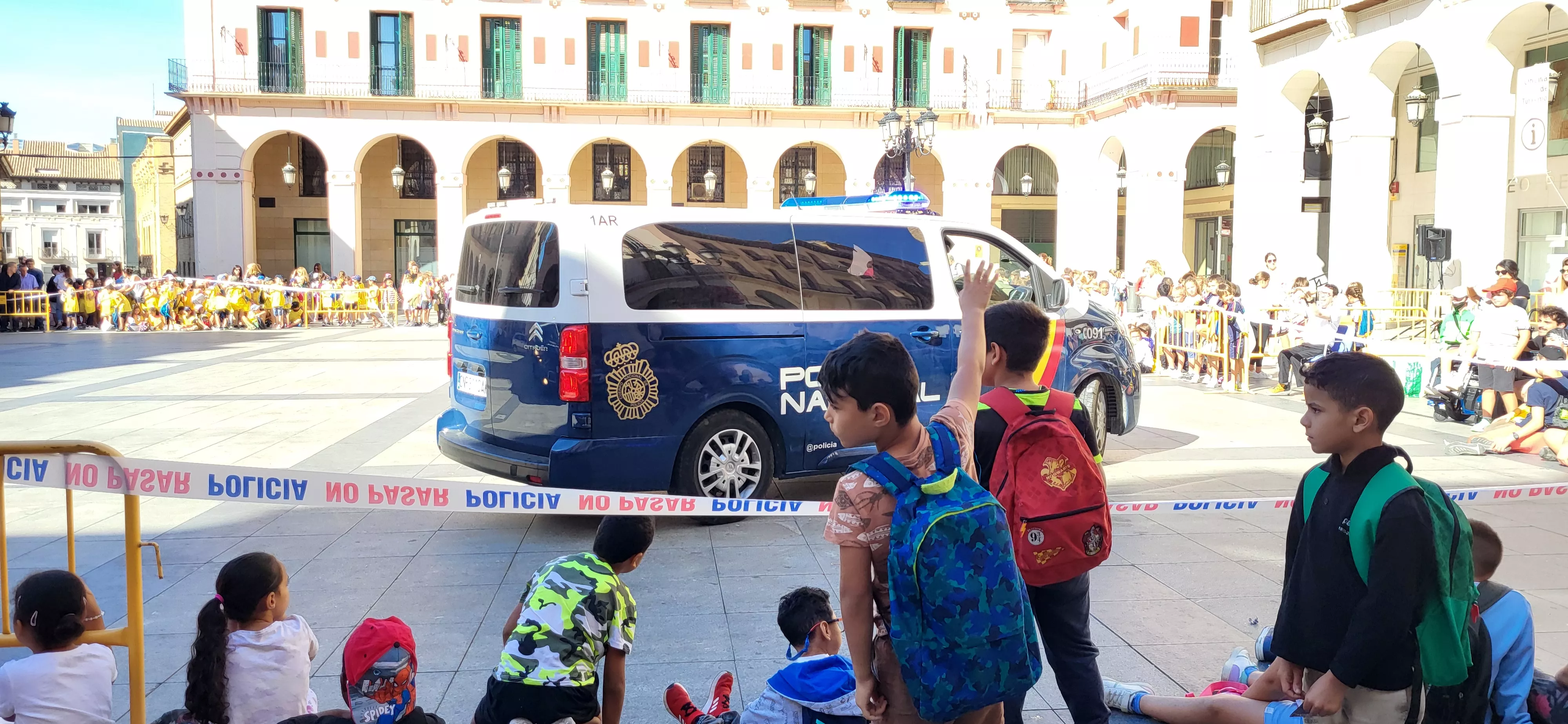 Exhibición de medio y especialidades policiales en Huesca. Foto Mercedes Manterola