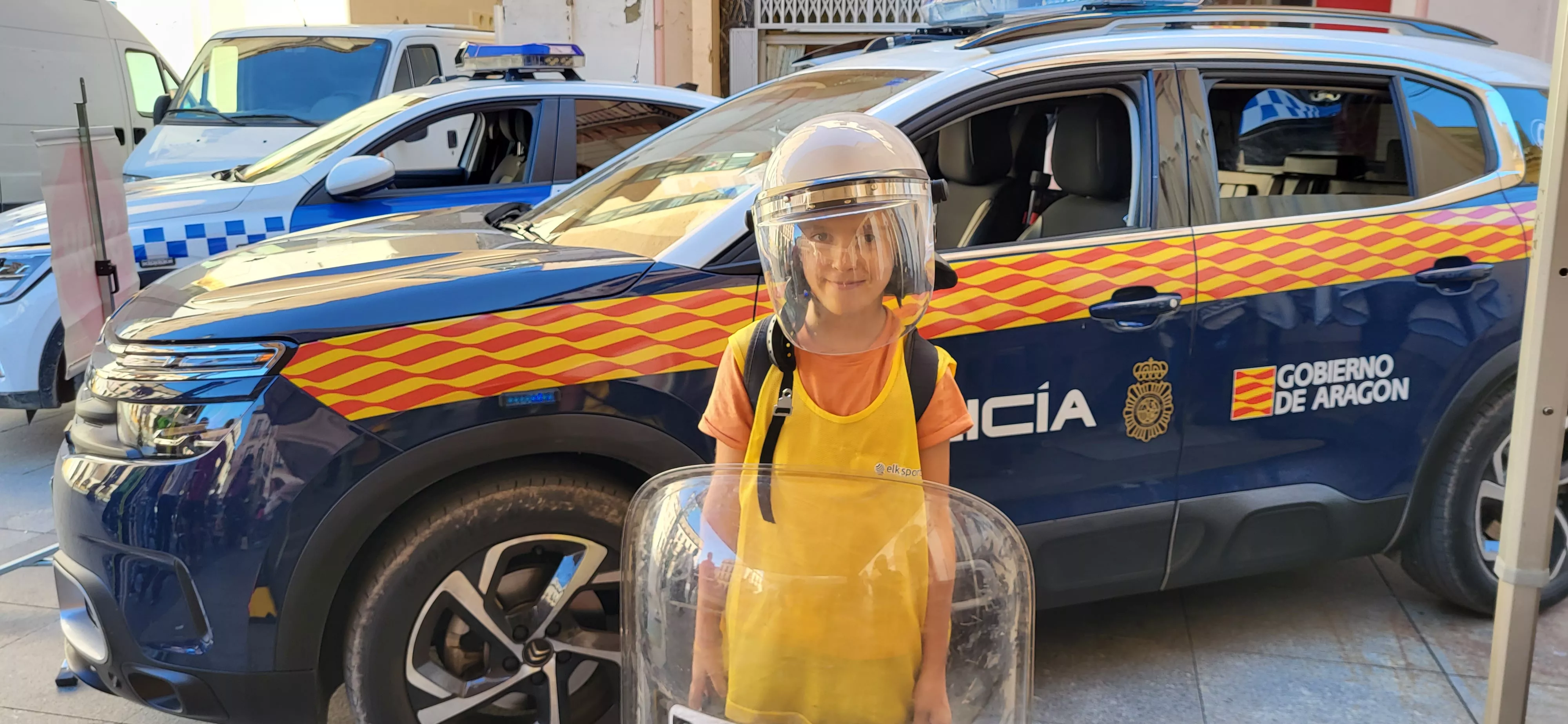 Exhibición de medio y especialidades policiales en Huesca. Foto Mercedes Manterola