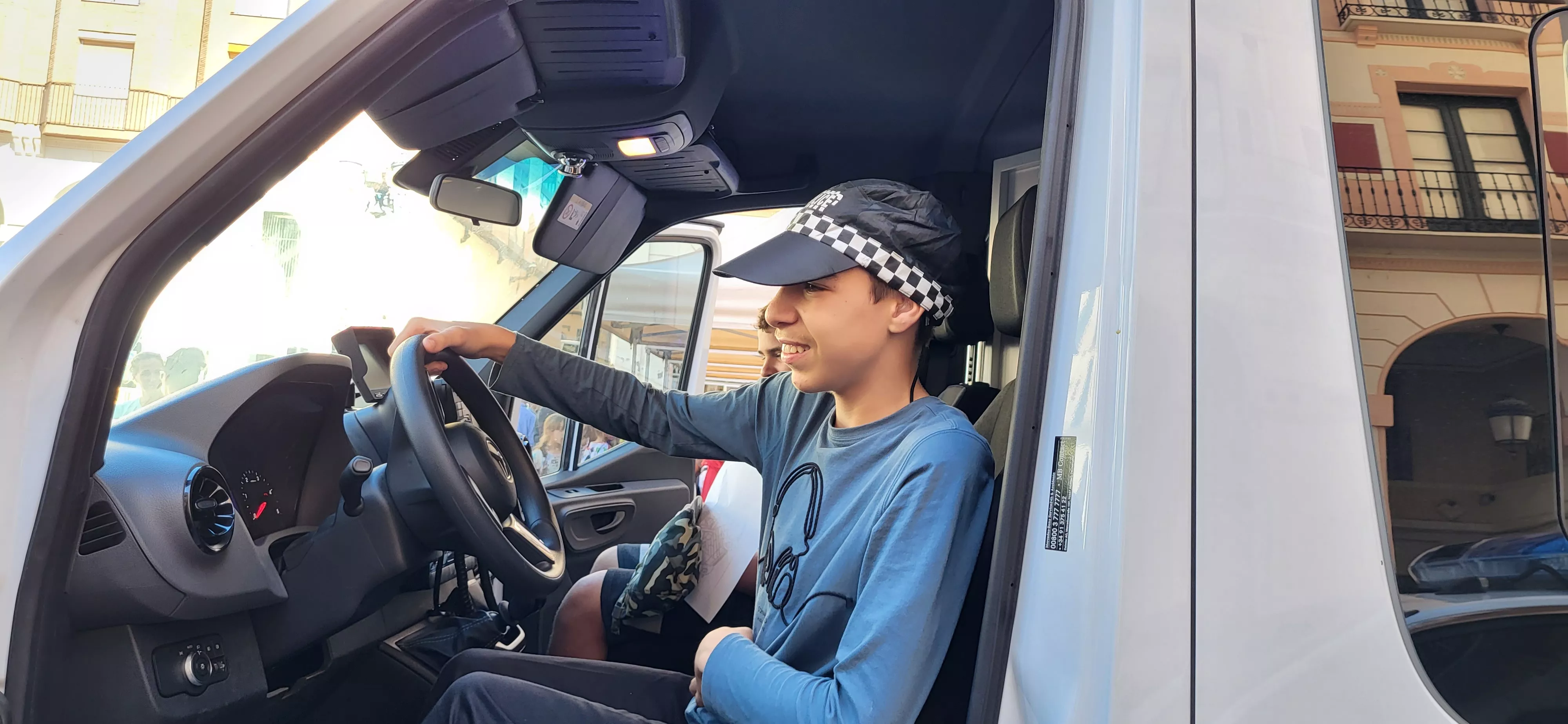 Exhibición de medio y especialidades policiales en Huesca. Foto Mercedes Manterola