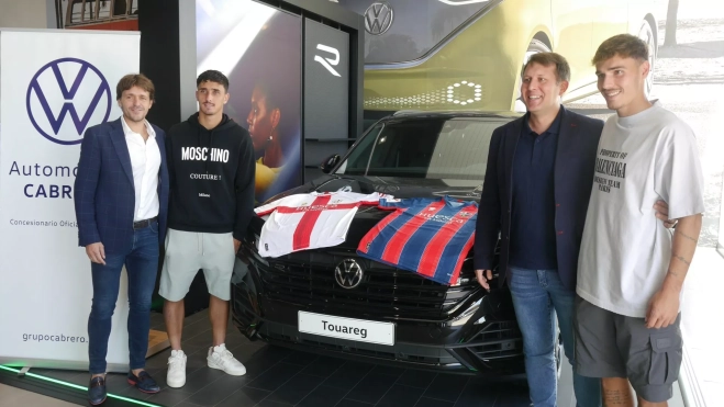 deb4dd95 f296 4cbd 8a54 fa2b5d51227b deb4dd95 f296 4cbd 8a54 fa2b5d51227b