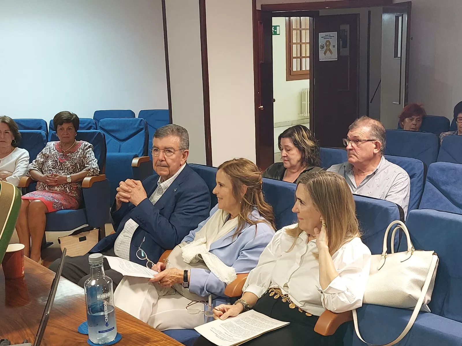 Lectura del Discurso de Ingreso en Asemeya de Ángel Escolán Gelos