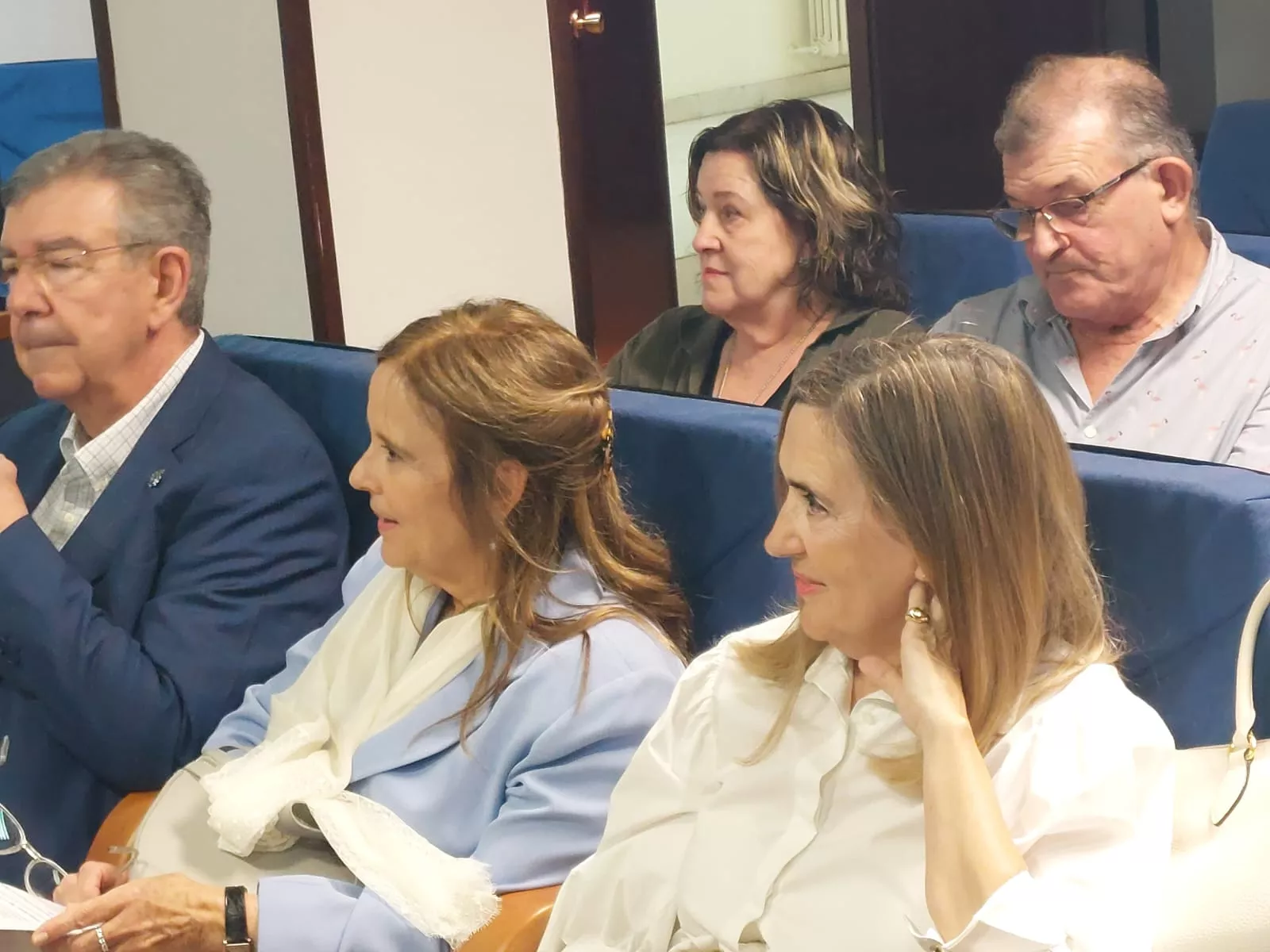 Lectura del Discurso de Ingreso en Asemeya de Ángel Escolán Gelos