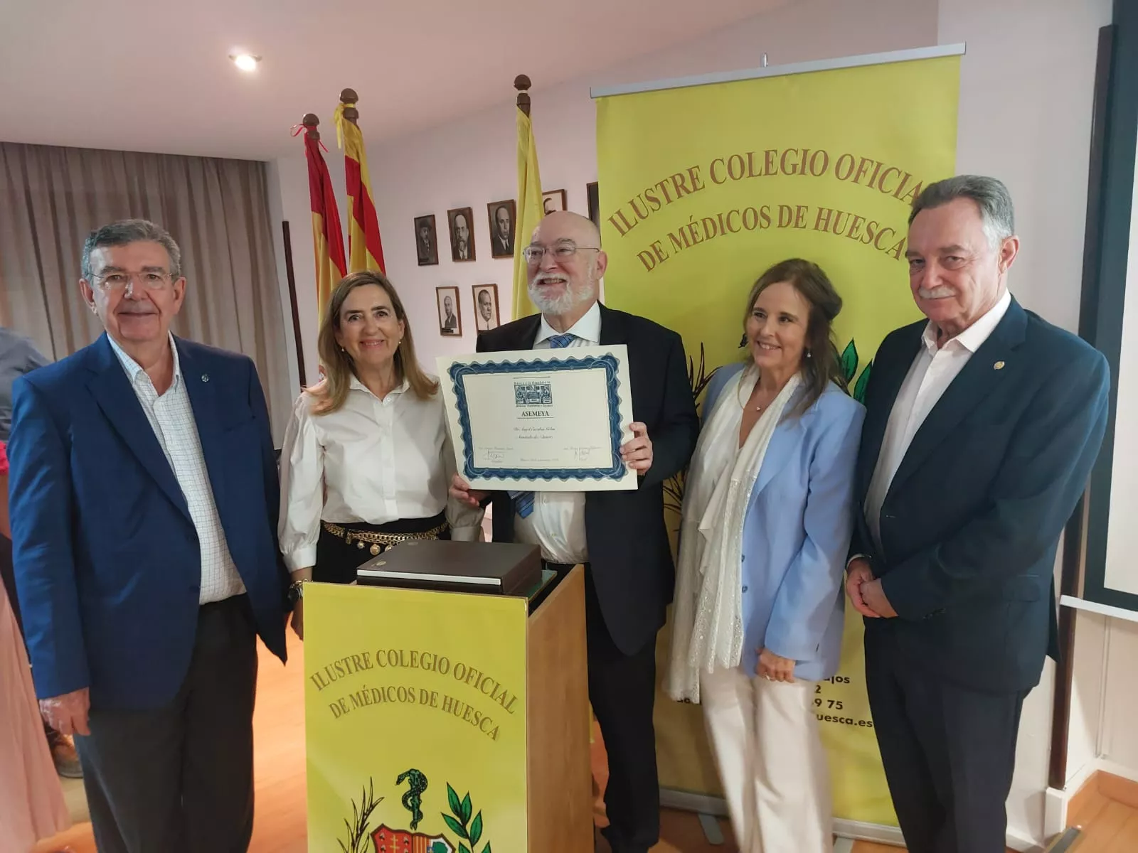 Lectura del Discurso de Ingreso en Asemeya de Ángel Escolán Gelos