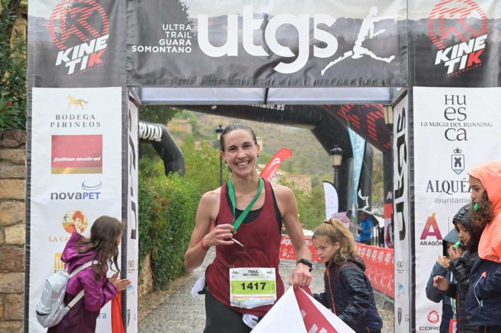 Yolanda Martín vencedora Trail Río Vero.  FOTO Gonzalo Ocampo Fotógrafos CANO