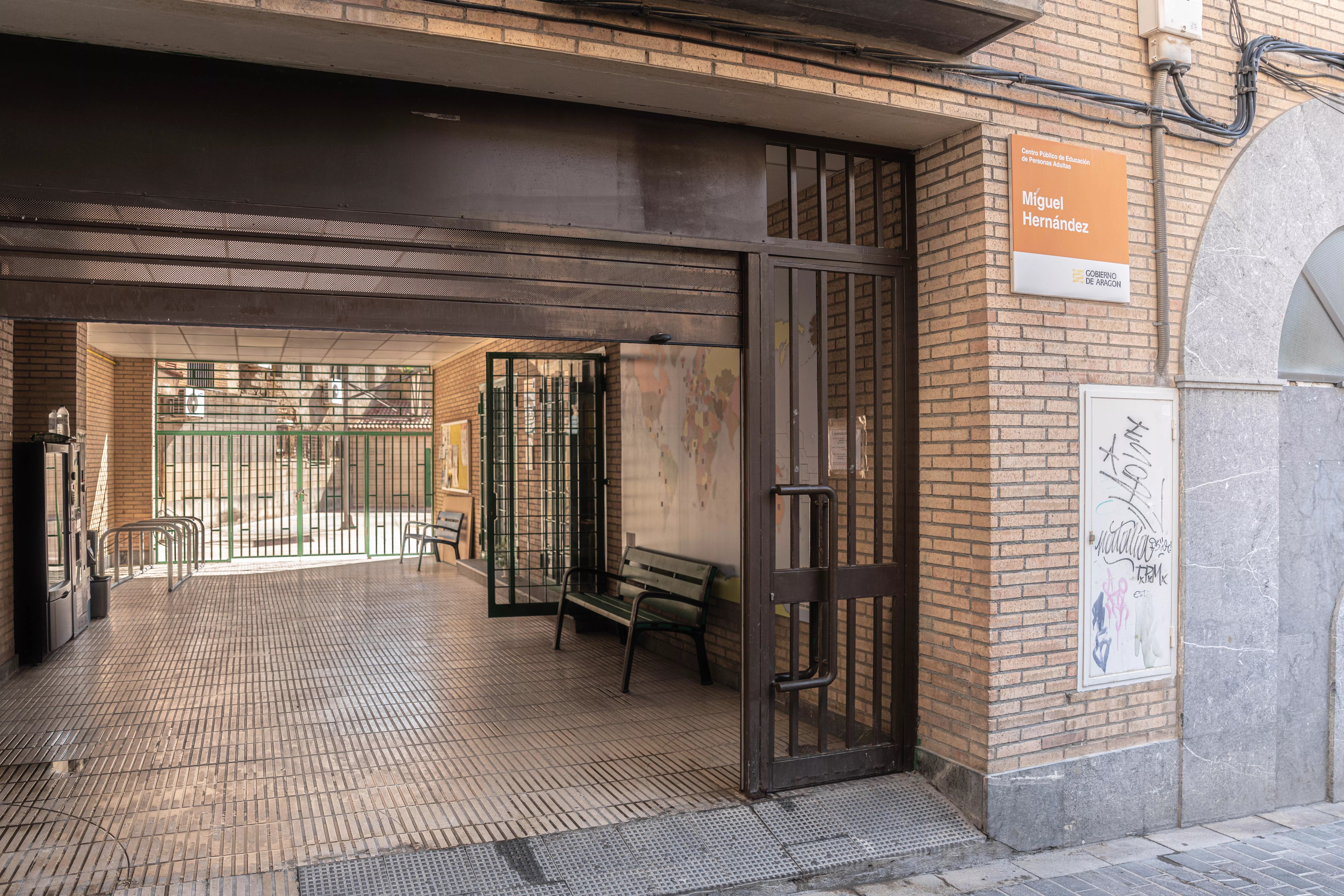 Centro de Adultos Miguel Hernández.