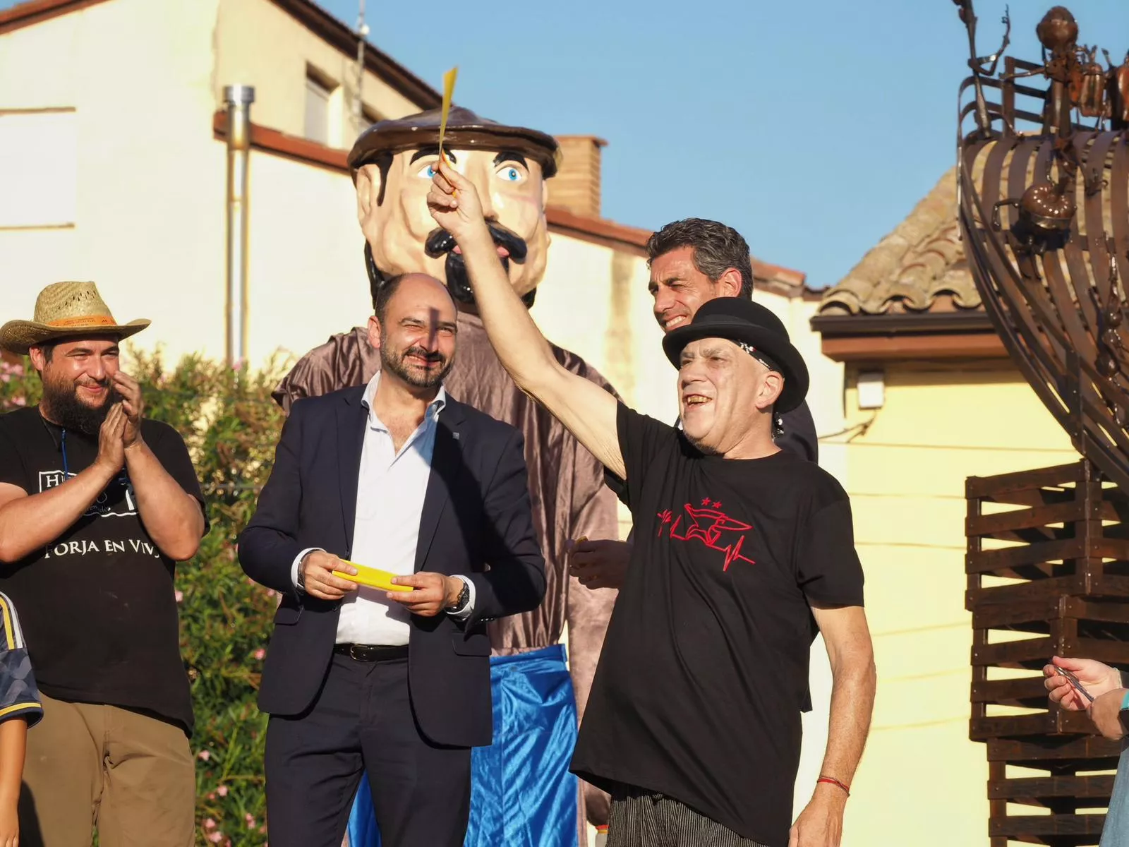 Encuentro de Forjadores que se celebra en Estada. Foto Vicky López