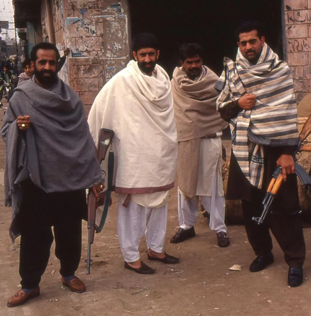 Visita de Marco Pascual a Darra.