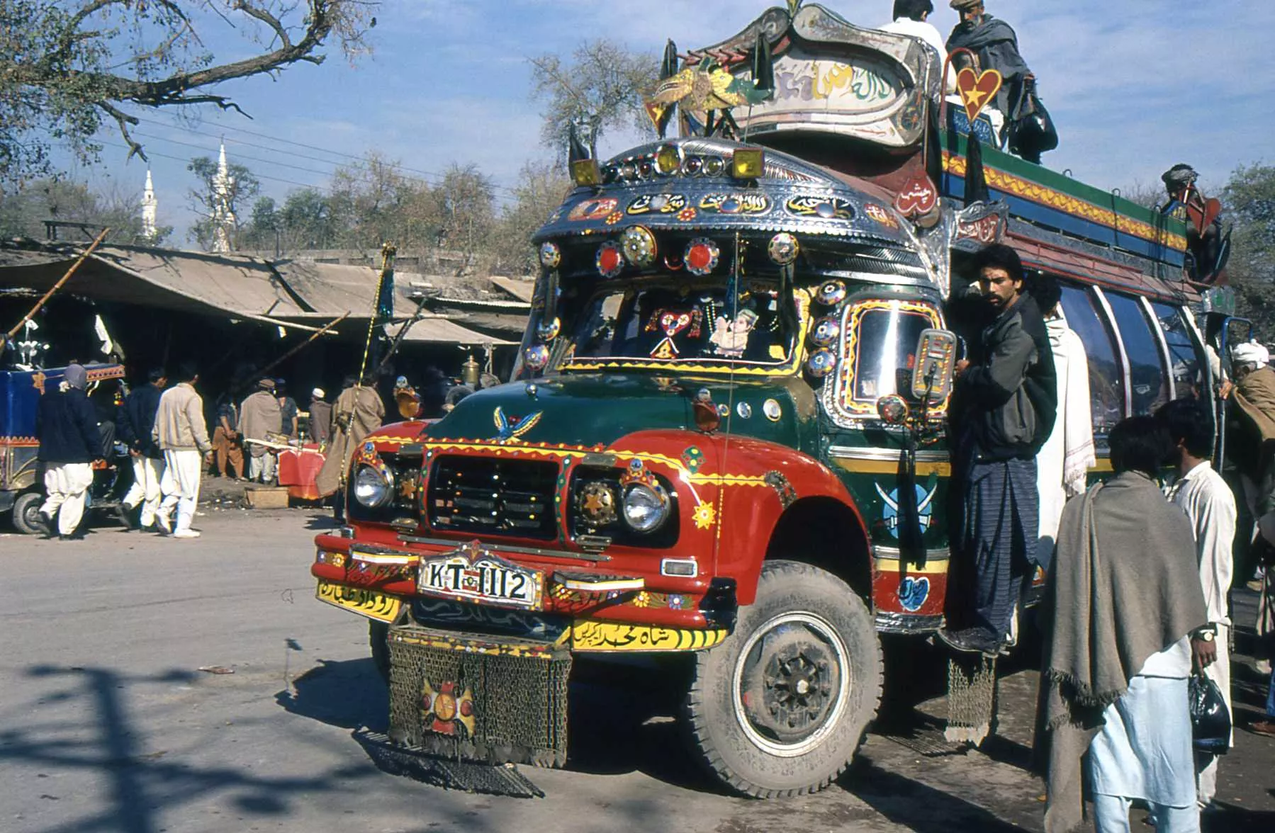 Visita de Marco Pascual a Darra.
