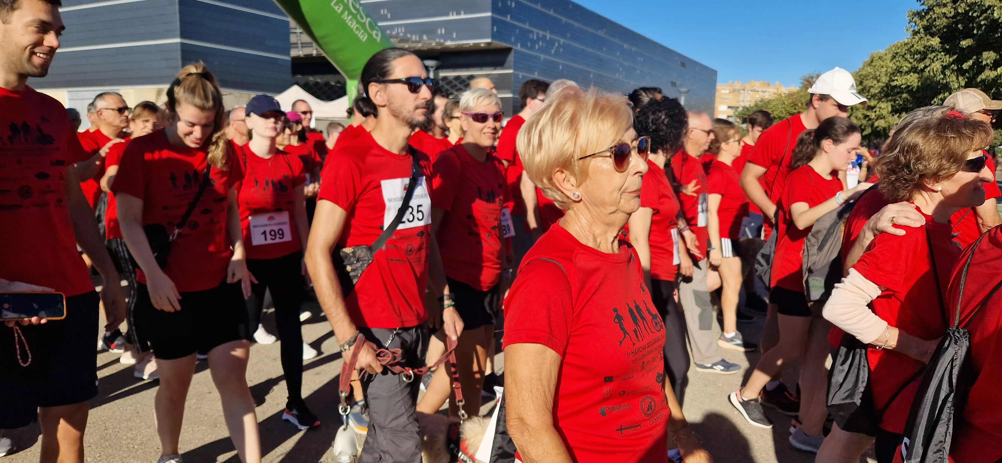 I Marcha por la Esclerosis Múltiple en Huesca. Foto Myriam Martínez 