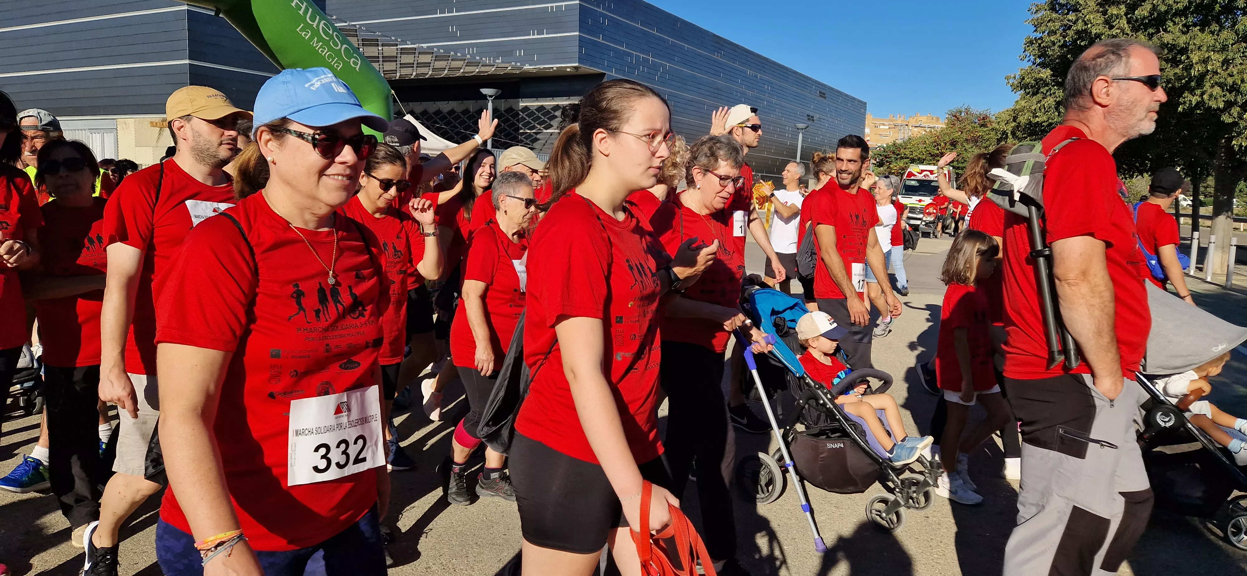I Marcha por la Esclerosis Múltiple en Huesca. Foto Myriam Martínez 