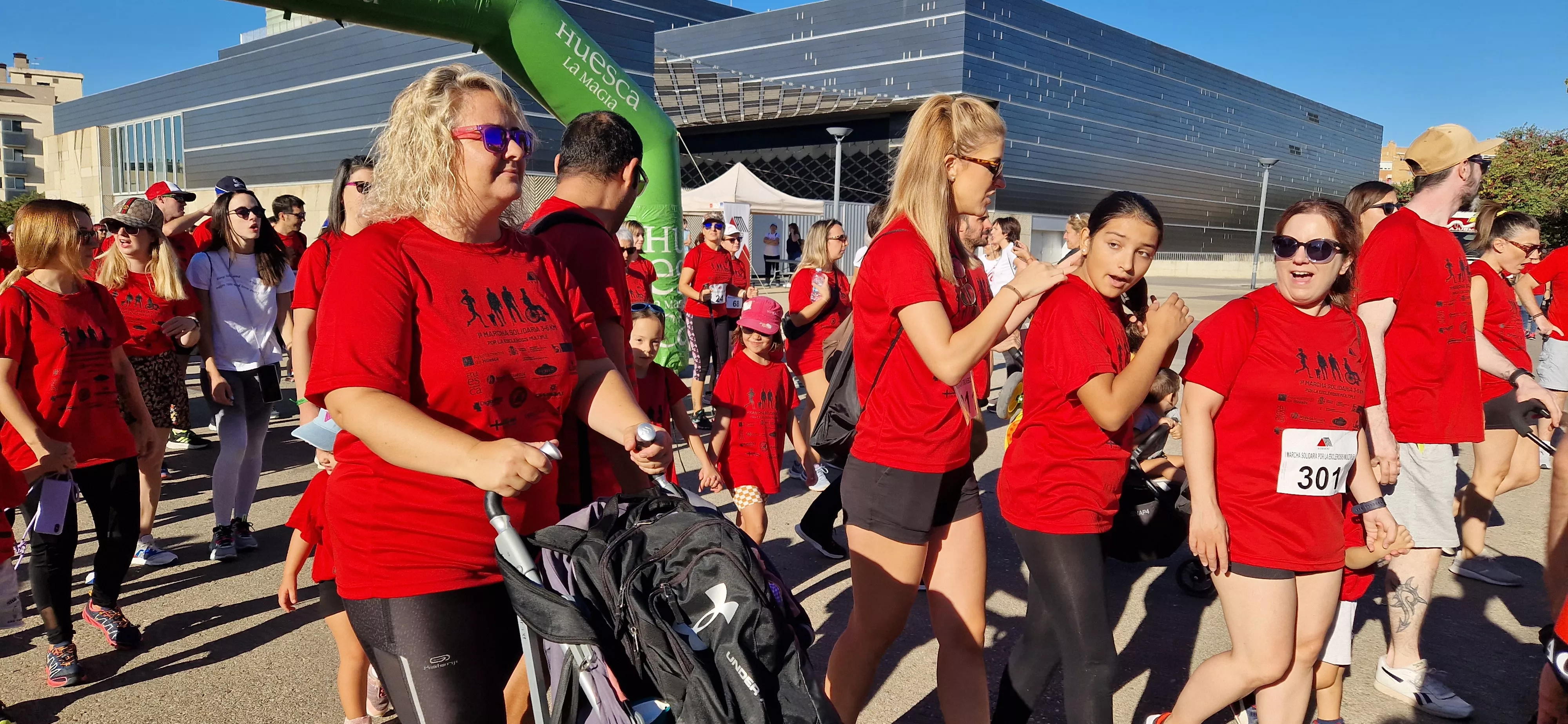 I Marcha por la Esclerosis Múltiple en Huesca. Foto Myriam Martínez 