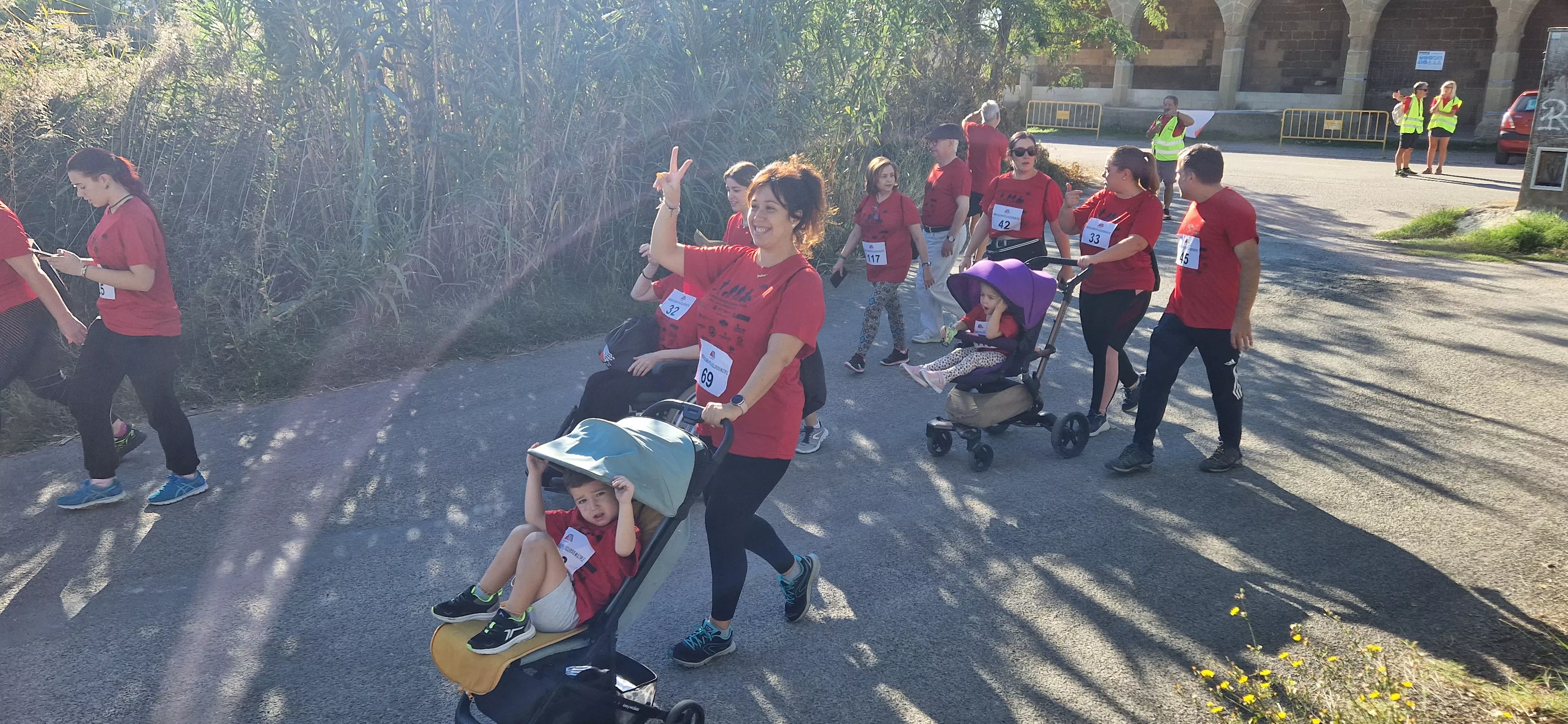 I Marcha por la Esclerosis Múltiple en Huesca. Foto Myriam Martínez 
