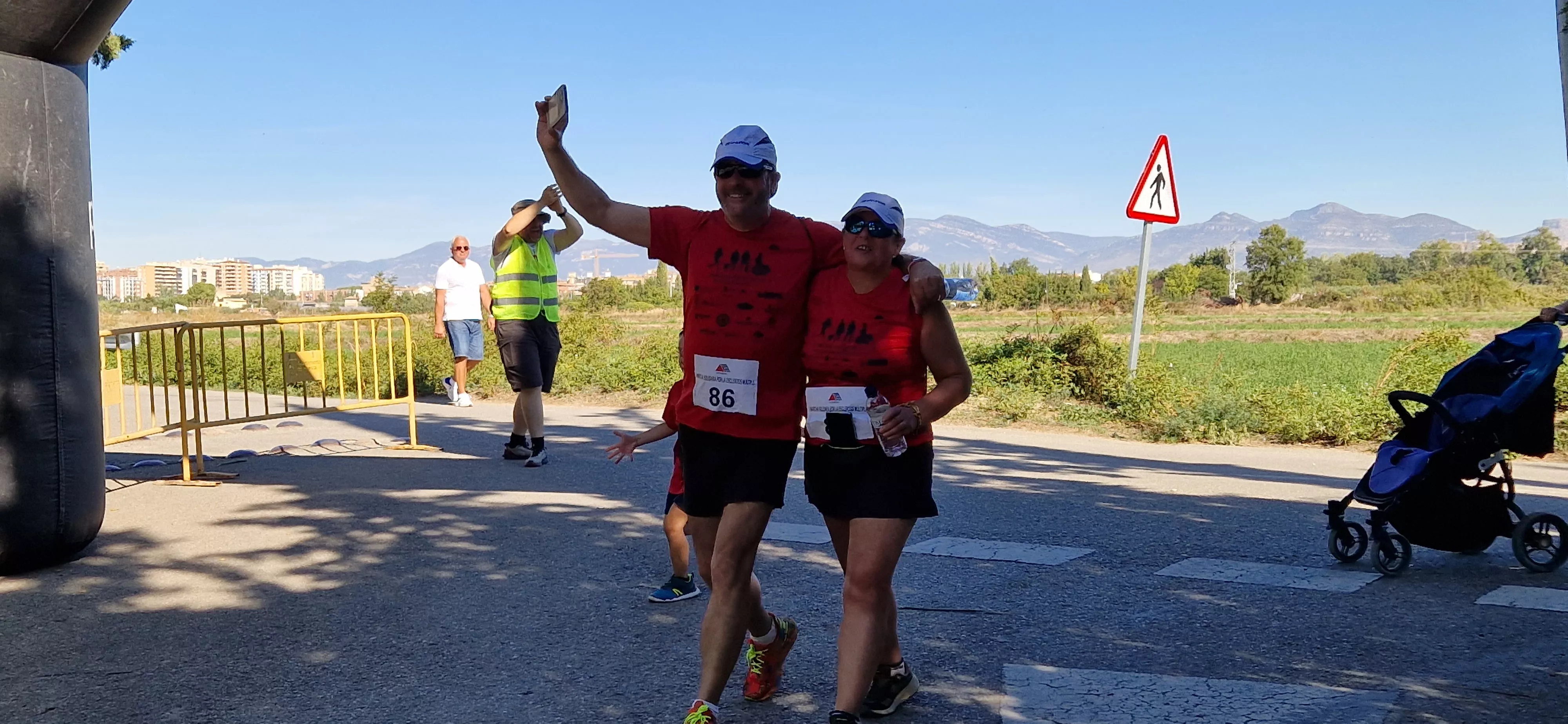 I Marcha por la Esclerosis Múltiple en Huesca. Foto Myriam Martínez 