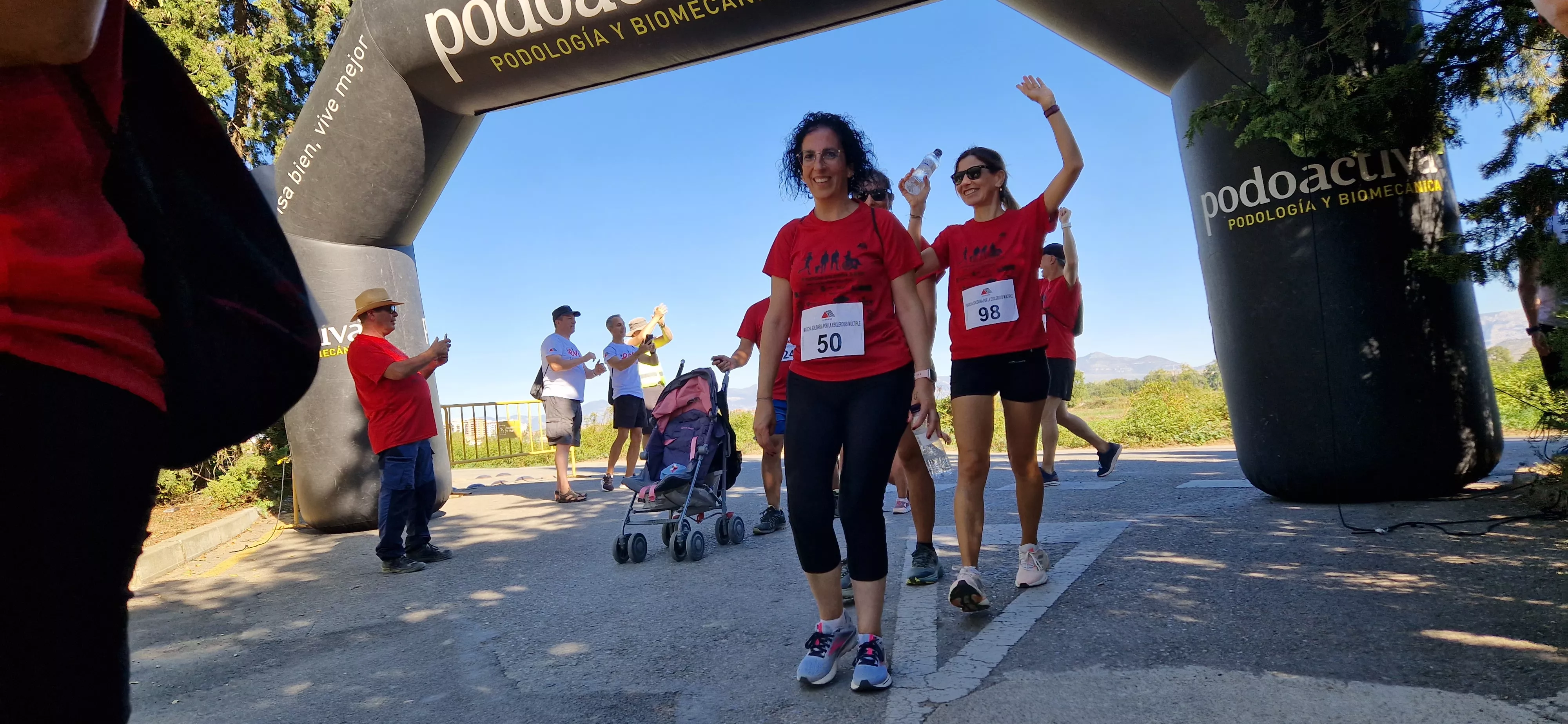 I Marcha por la Esclerosis Múltiple en Huesca. Foto Myriam Martínez 