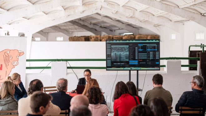 Un momento de la presentación de Arantxa Echegaray Un momento de la presentación de Arantxa Echegaray