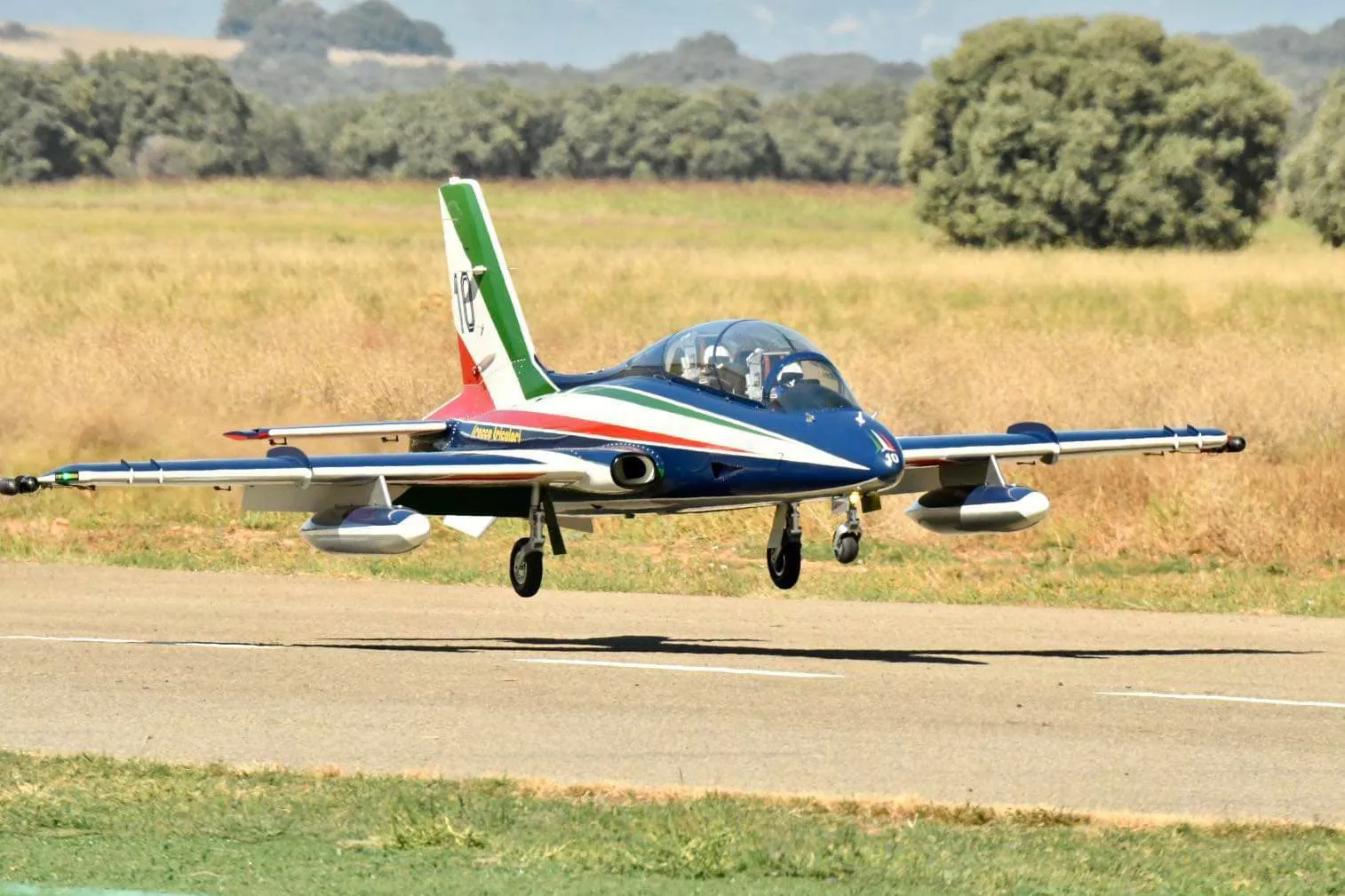 Exhibición de aeromodelismo en Igriés. Foto Club Aeromodelismo Osca