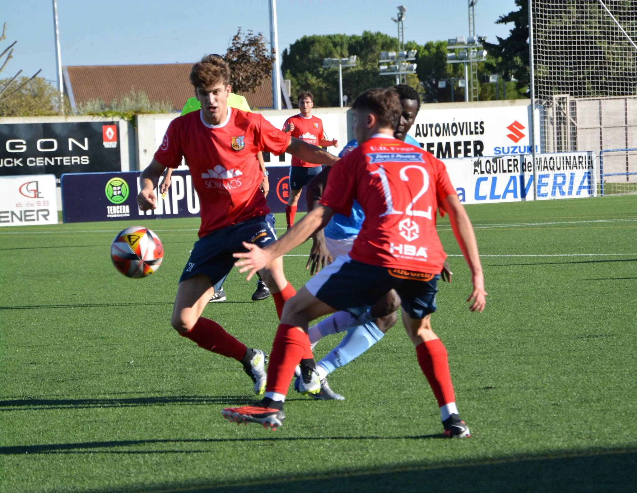 Un momento del Binéfar 2-2 Fraga. Foto: UD Fraga Un momento del Binéfar 2-2 Fraga. Foto: UD Fraga