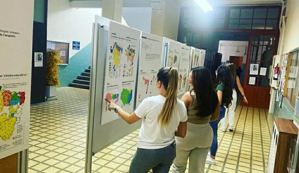 Exposición ‘Áreas lingüísticas de Aragón y del aragonés’ en el Campus de Huesca.