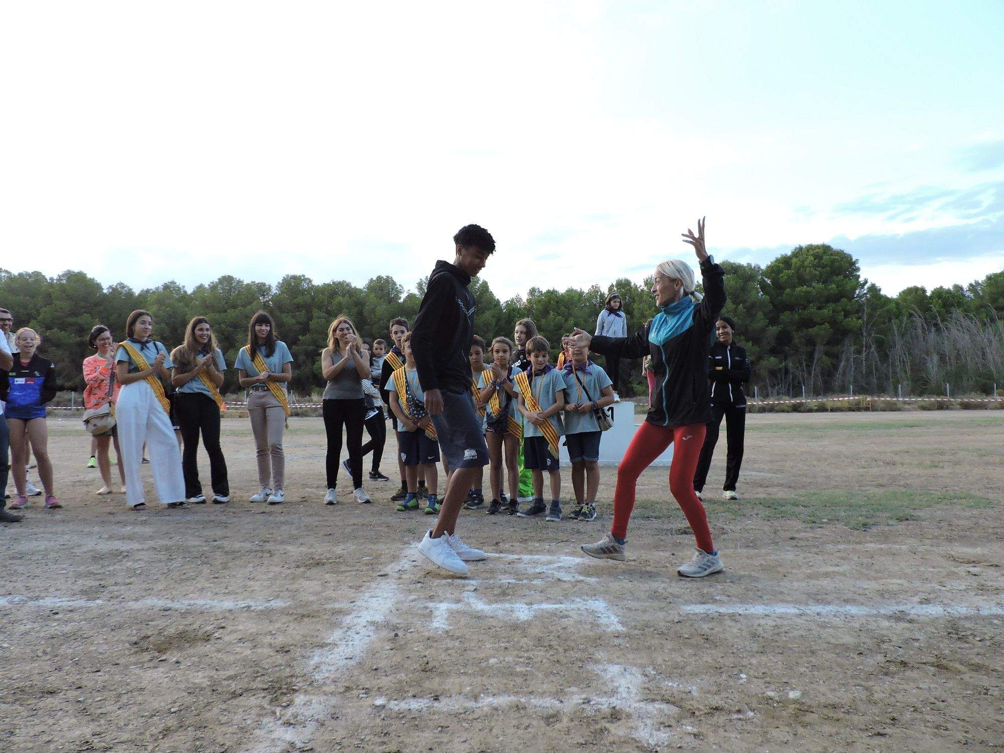6 Jota de los pollos Mohamed y Rebeca.