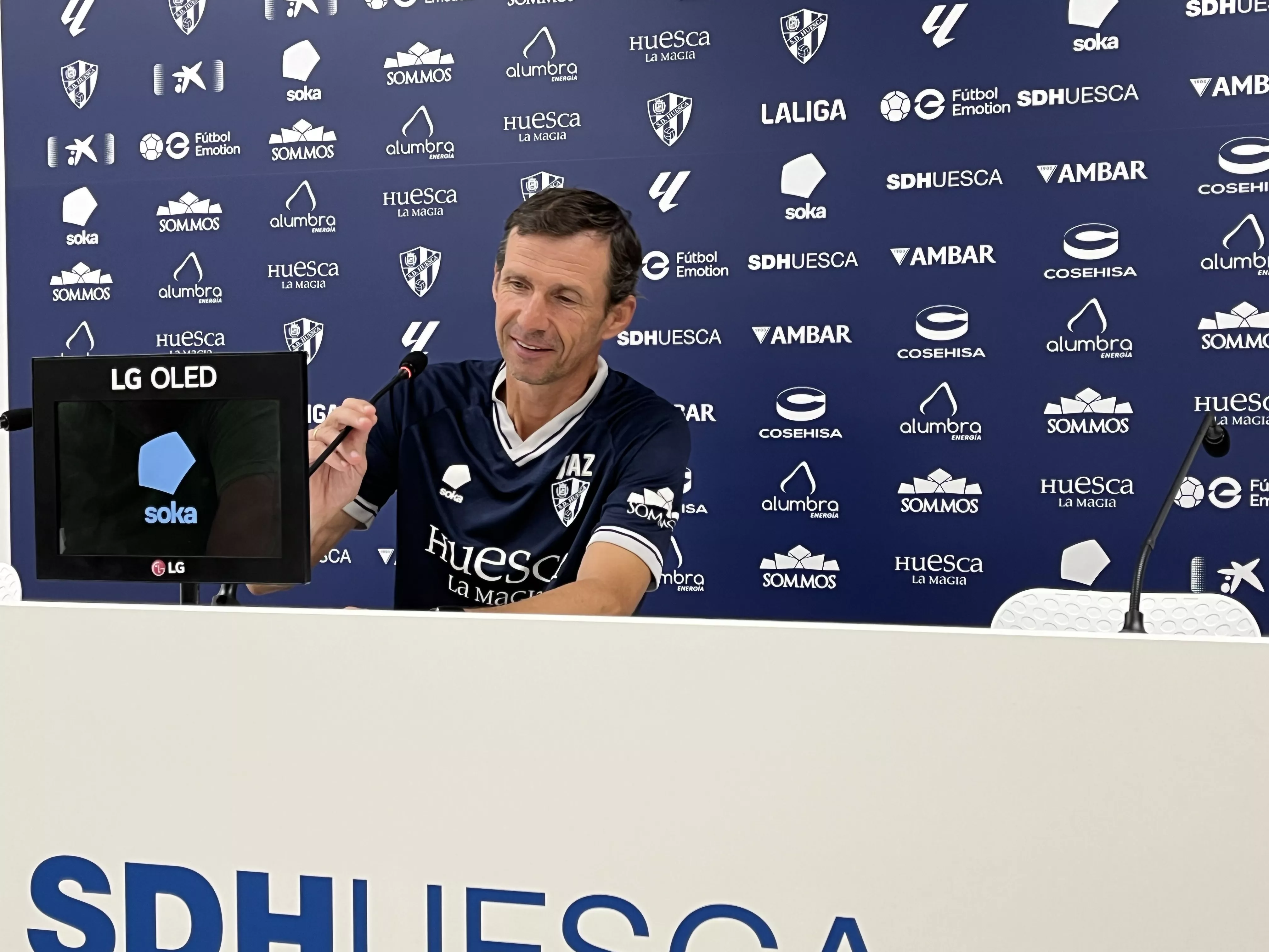 Cuco Ziganda, en la previa del Oviedo-Eldense: "Queda un mundo"