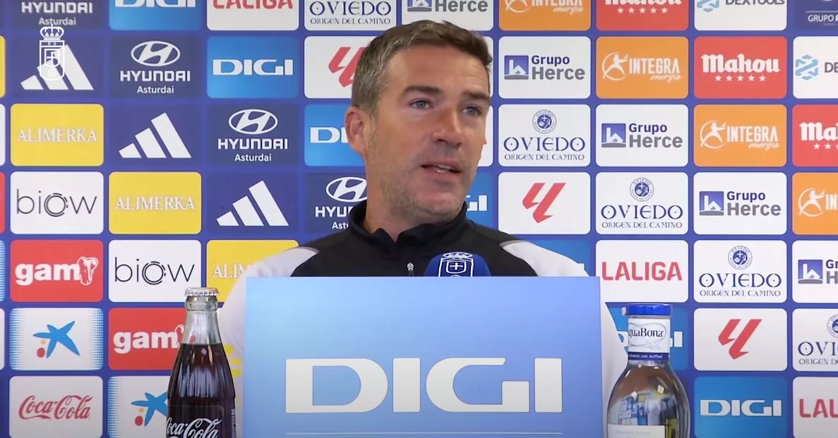 Luis Carrión, entrenador del Real Oviedo.