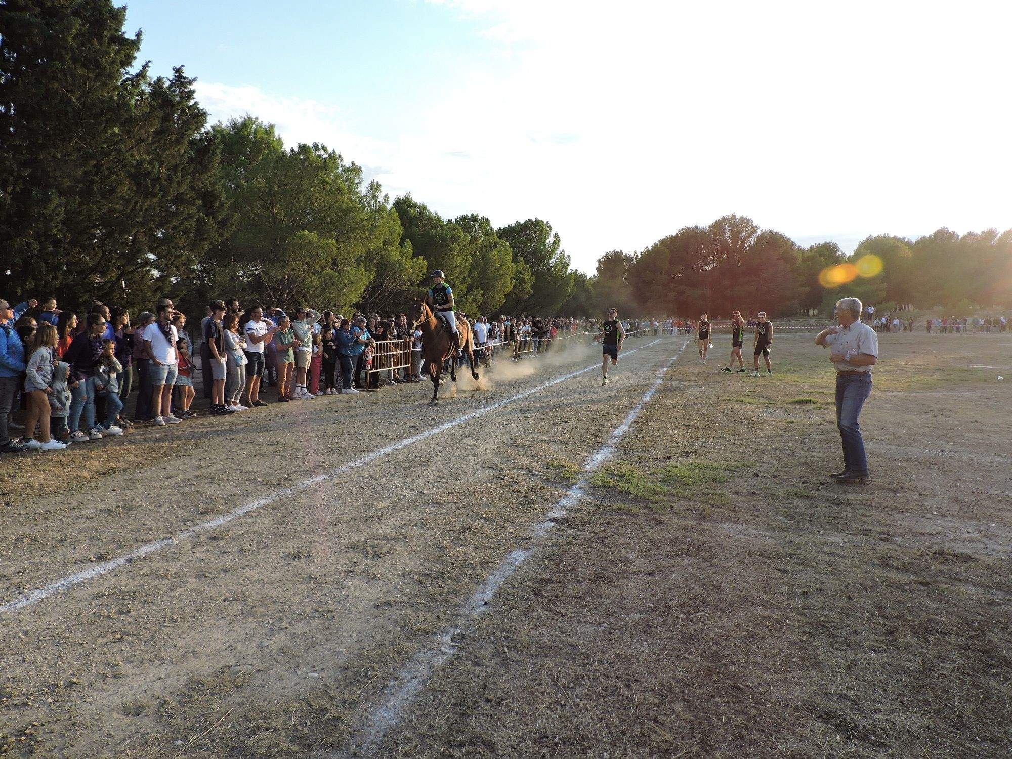 Daniel Fuentes en el reto a una vuelta con Gábalo.