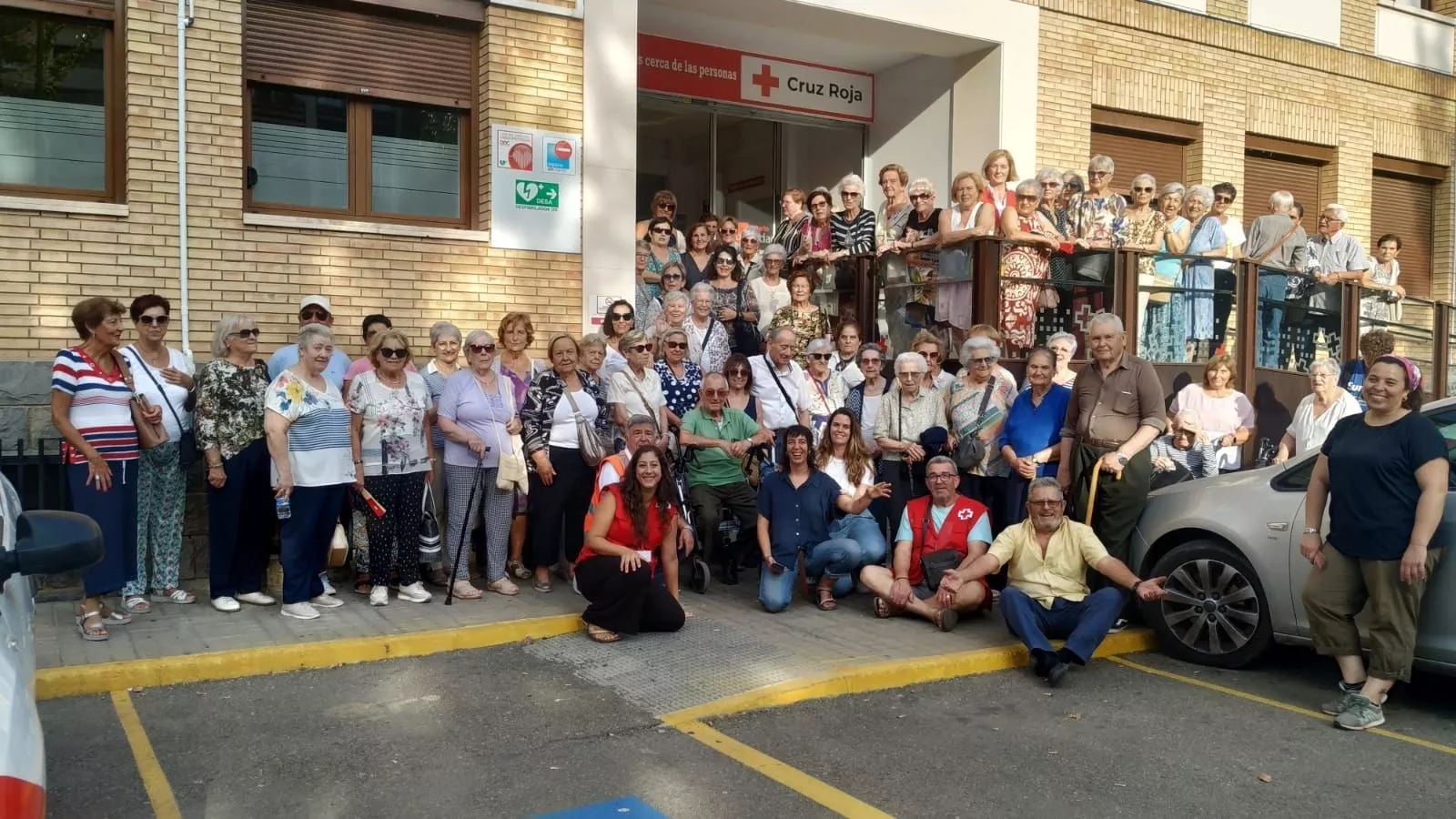 Foto del encuentro de los mayores en Cruz Roja
