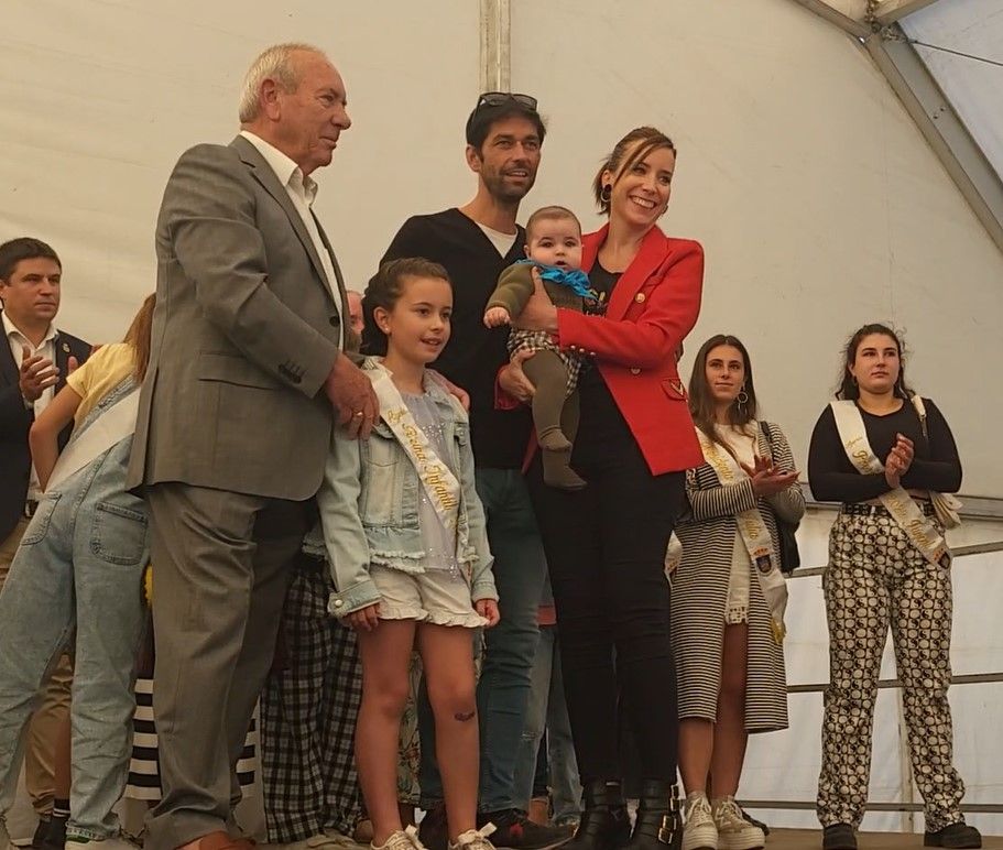 Pañoleta para los niños que no han cumplido un año desde la última feria. Foto Myriam Martínez