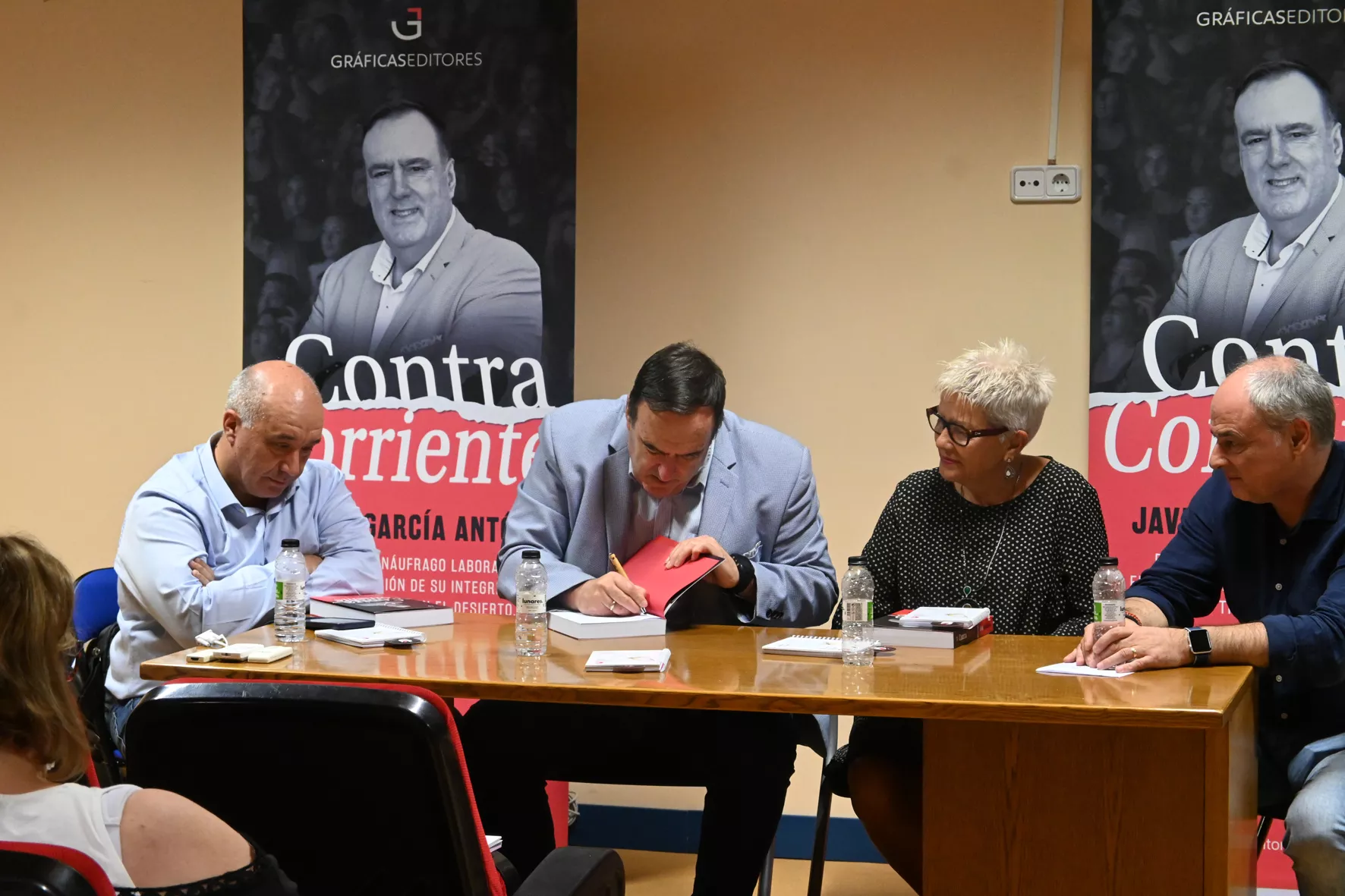 Presentación de Contracorriente de Javier García Antón en Sariñena. Foto Carlos Jalle González