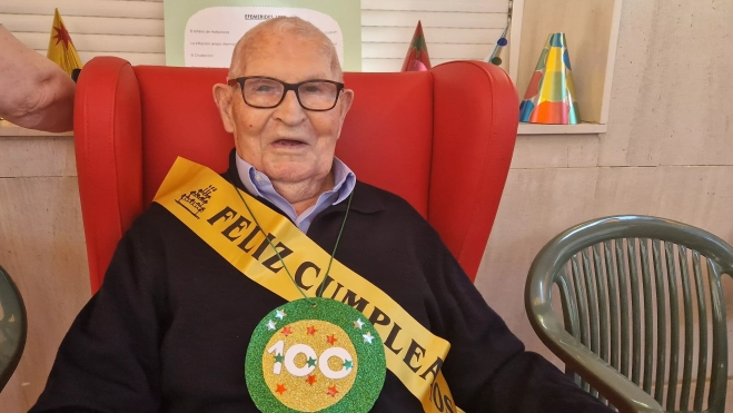 Centenario de Francisco Teringuer en la Residencia Sagrada Familia de Huesca. Foto Centenario de Francisco Teringuer en la Residencia Sagrada Familia de Huesca. Foto