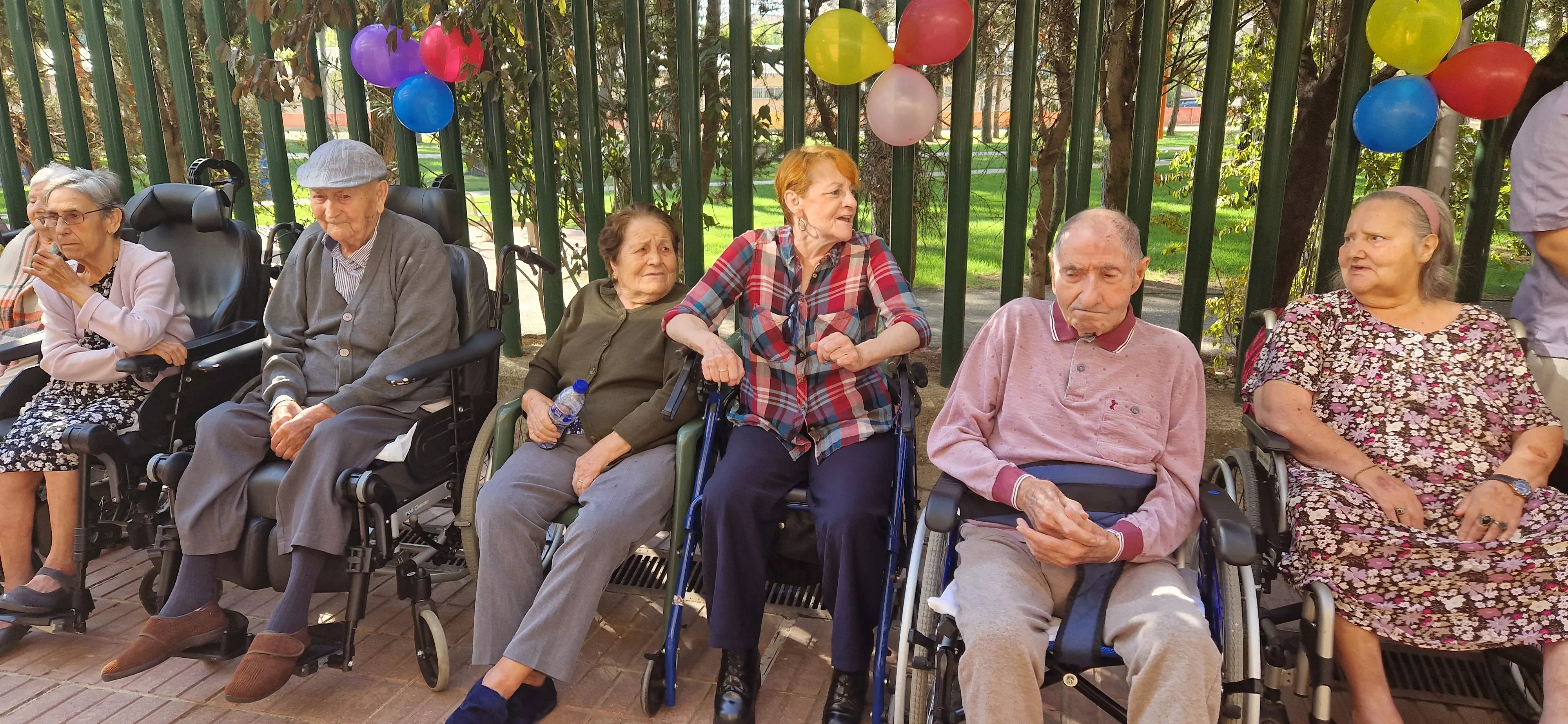 Centenario de Francisco Teringuer en la Residencia Sagrada Familia de Huesca. Foto Myriam Martínez 