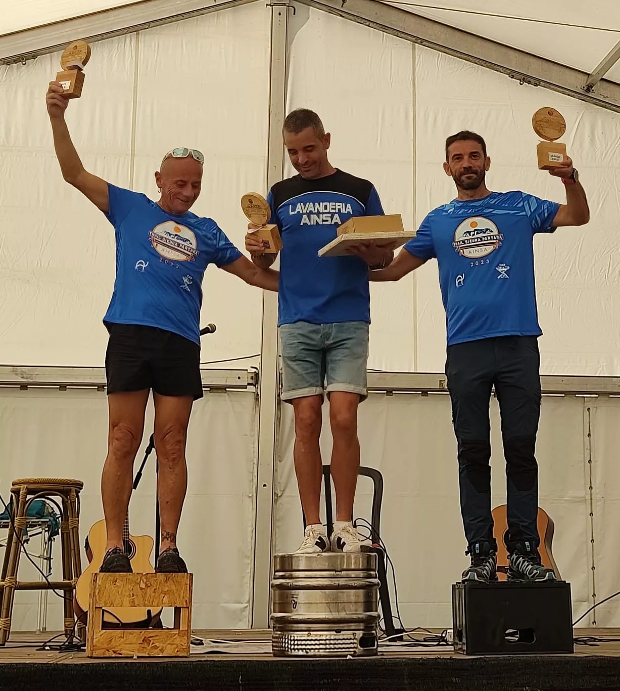 PODIO 14K, VARONES VET