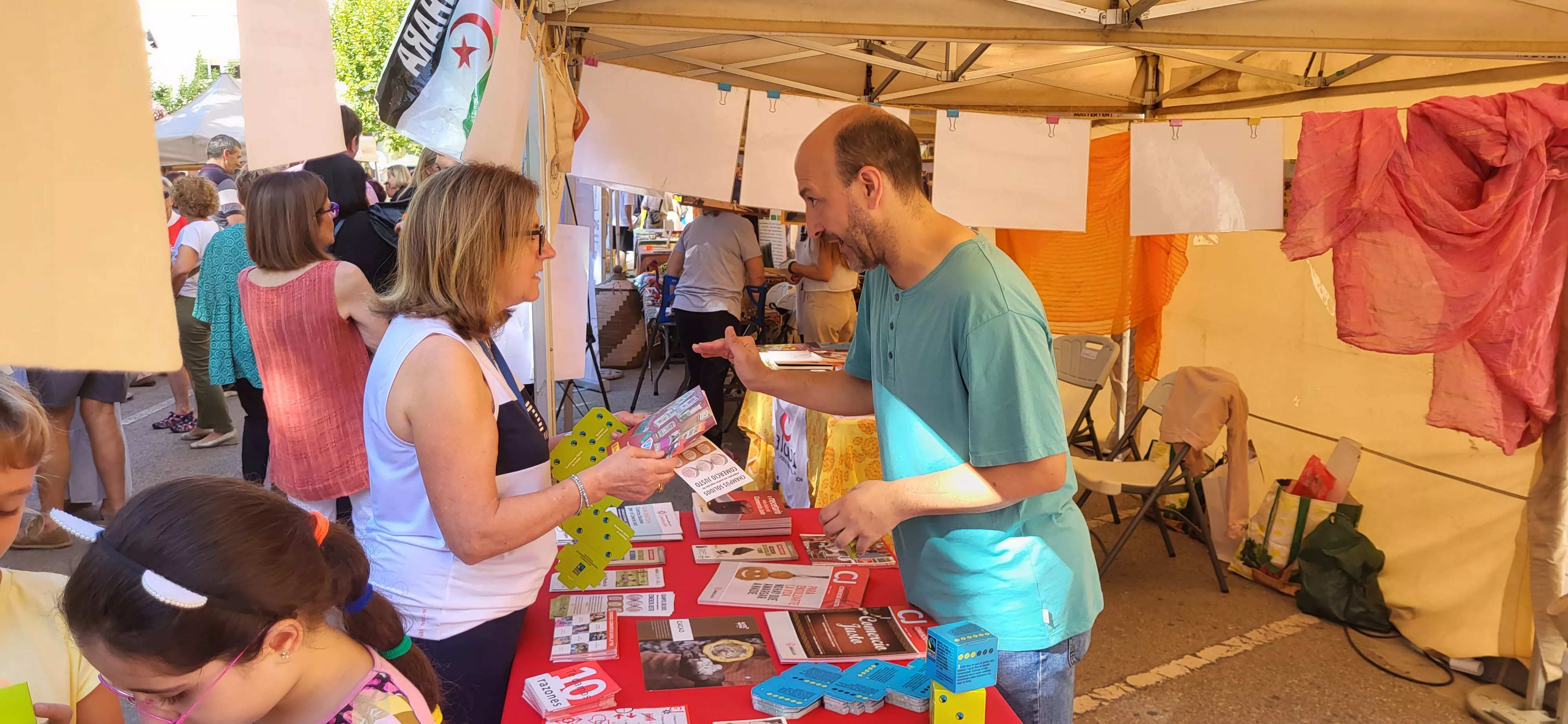 Feria de Entidades celebrada en Huesca. Foto: Mercedes Manterola